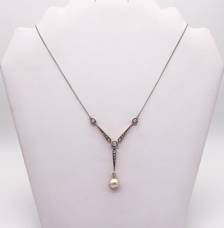 Edwardian 1910 Pearl Drop Y Shape Necklace in 18kt Gold with European