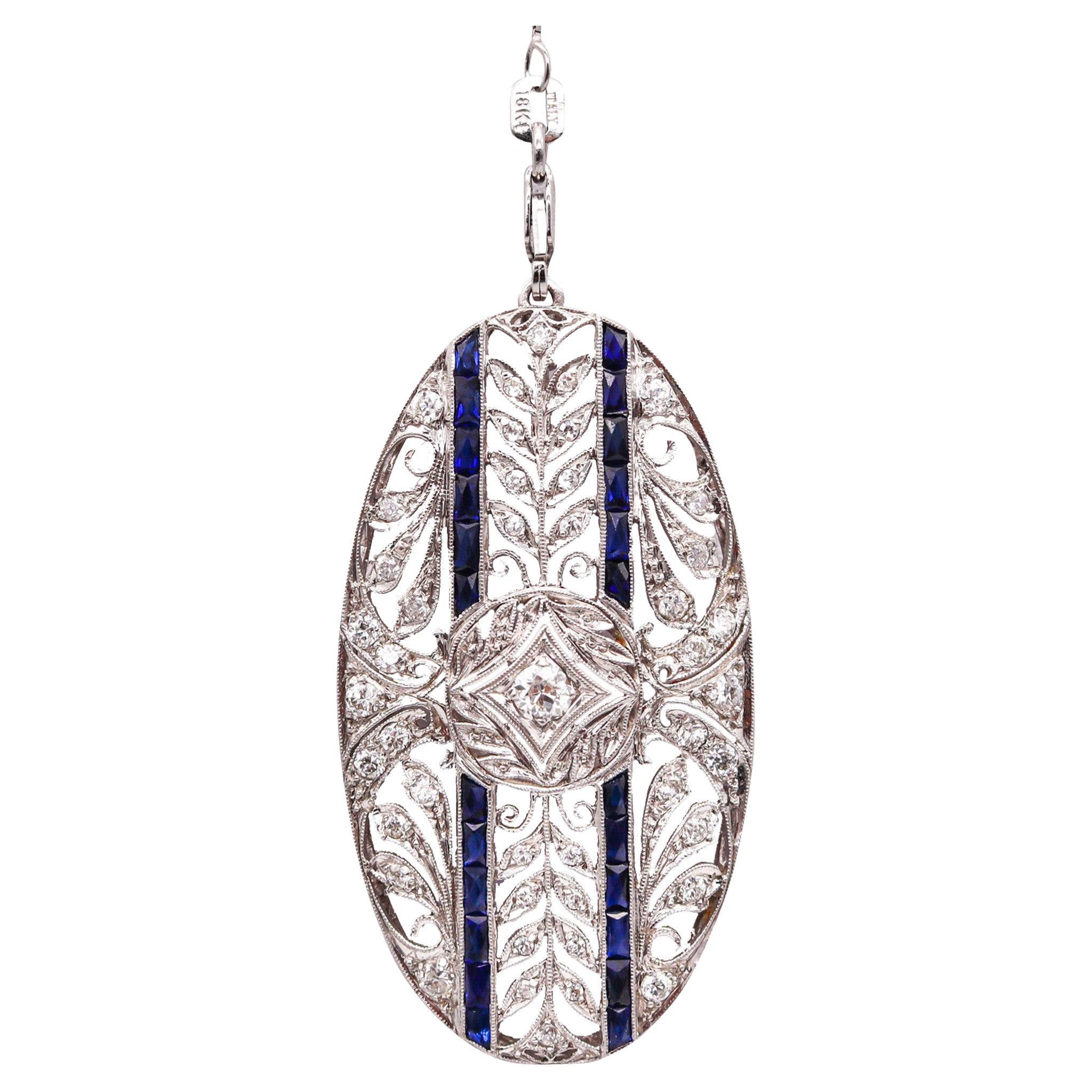 Edwardian 1910 Pendant Brooch in Platinum with 2.35 Ctw in Diamonds and Sapphire