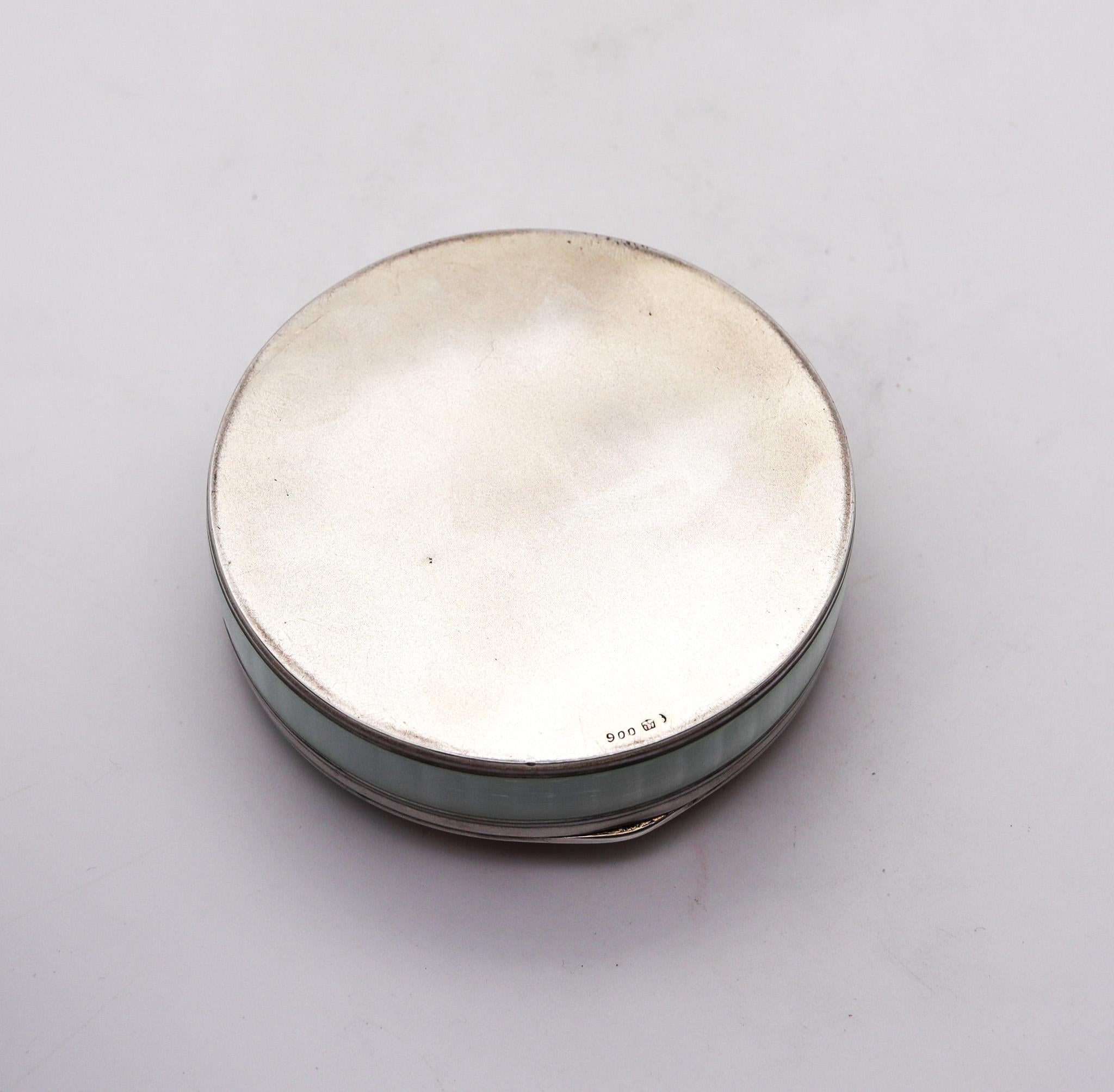 Caja redonda esmaltada guilloché eduardiana de Pforzheim de 1910 en plata de ley 900 en Excelente estado para la venta en Miami, FL