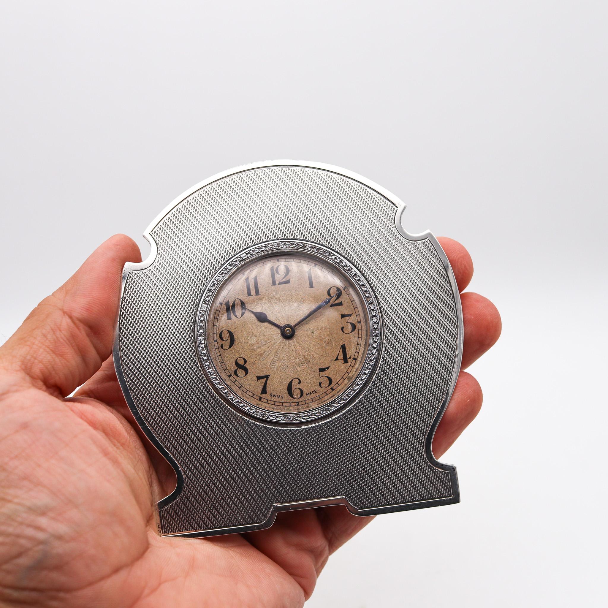 Début du 20ème siècle Horloge de bureau édouardienne à dos chevalet en argent sterling massif .925, 1910 en vente