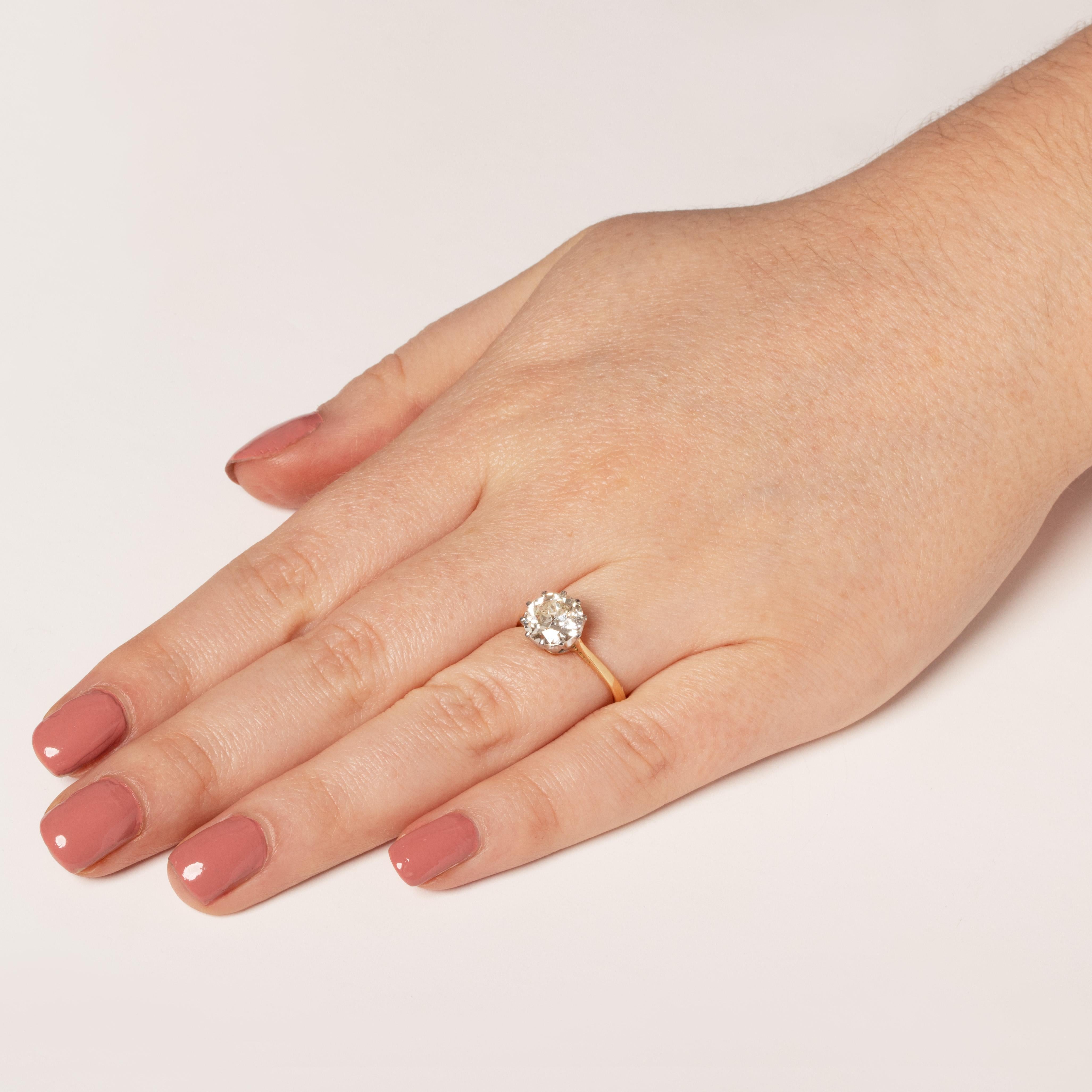 Edwardian 2.00ct Diamond Solitaire Ring, c.1910s In Good Condition For Sale In London, GB
