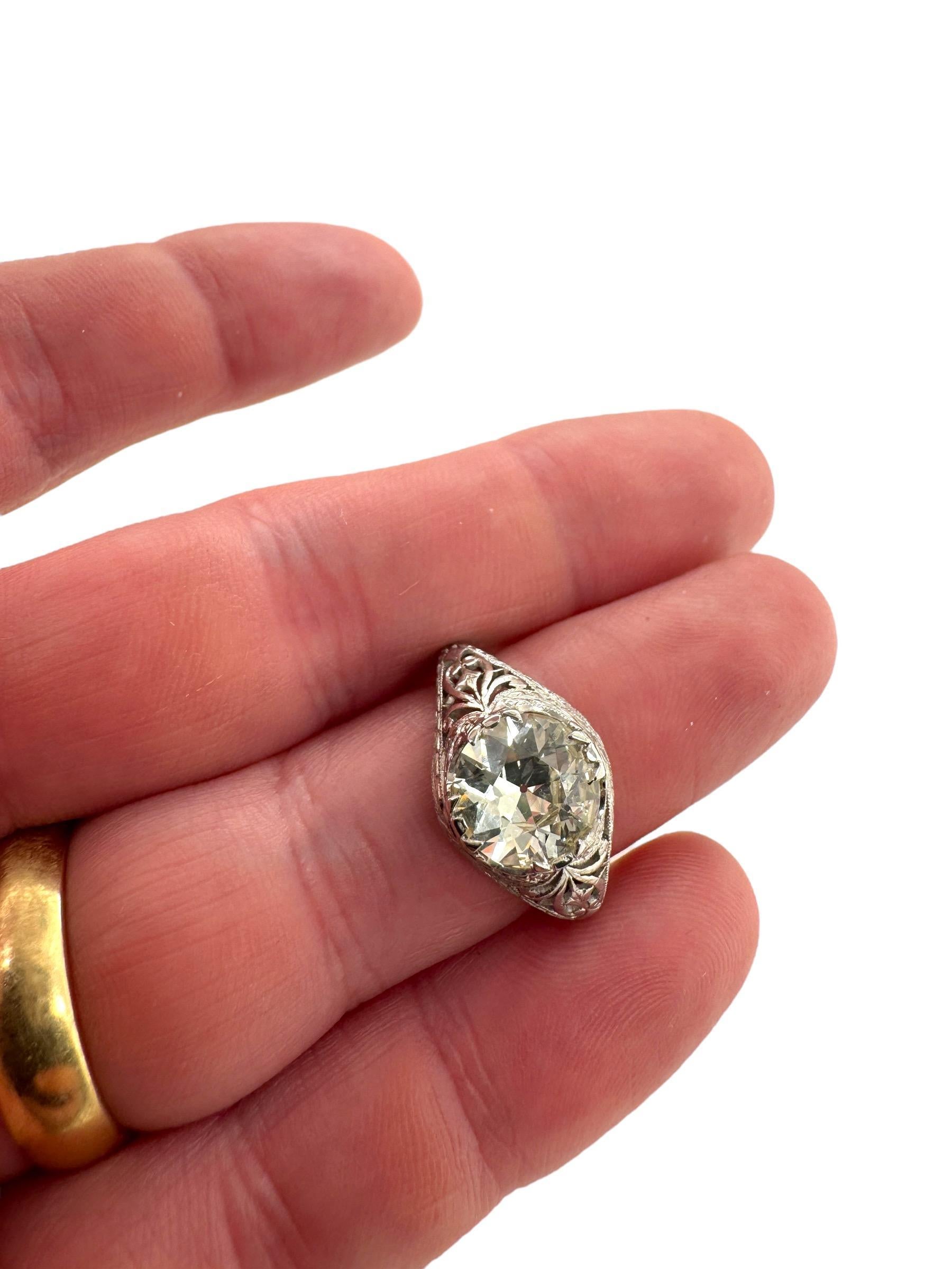 Edwardian 2.05 Carat Old European Cut Diamond Engagement Ring GIA For Sale 3