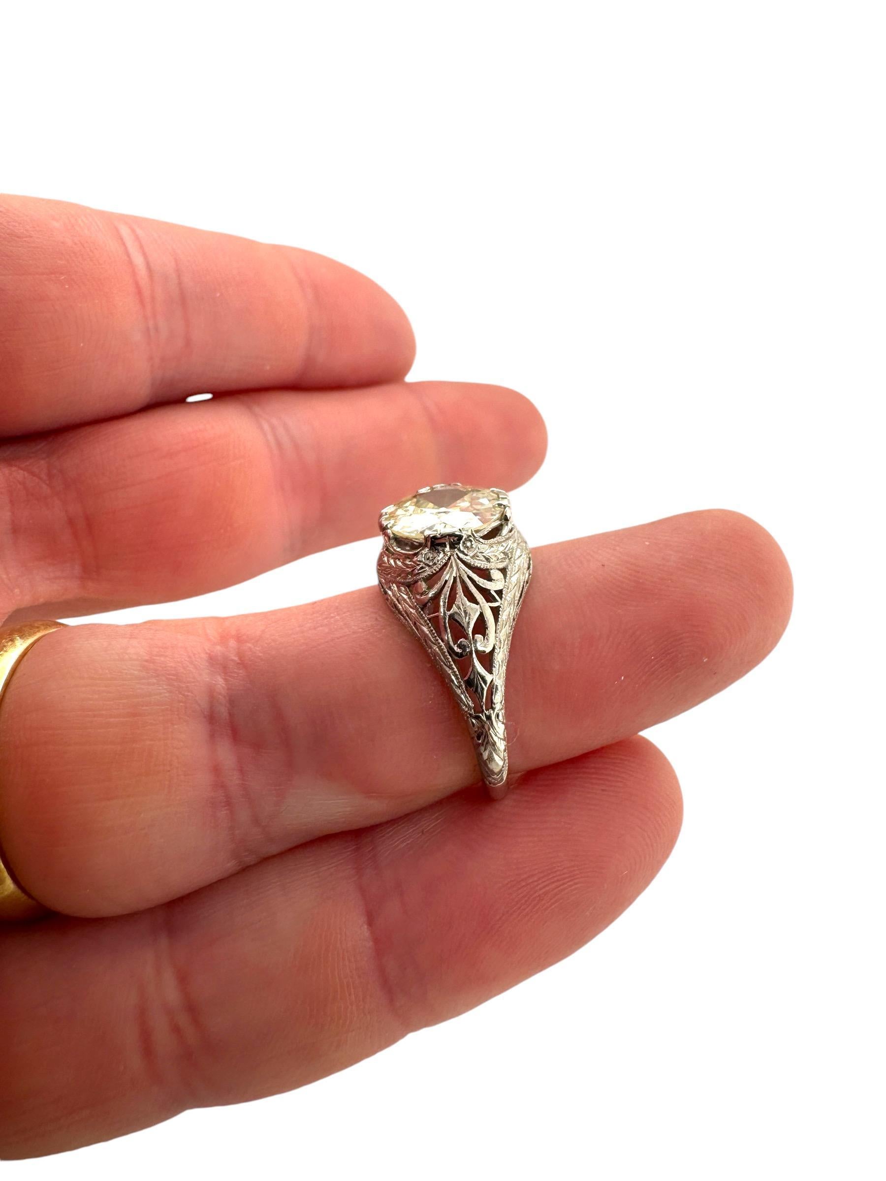 Edwardian 2.05 Carat Old European Cut Diamond Engagement Ring GIA For Sale 4