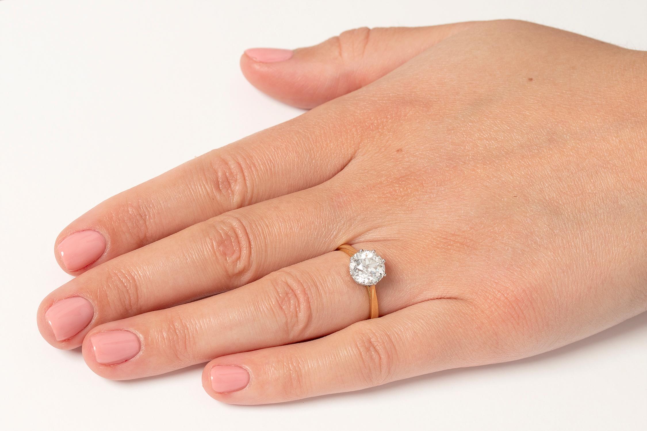 Women's or Men's Edwardian 2.10 Carat Certified Diamond Solitaire Ring, circa 1910