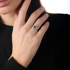 Edwardian 2.10 carat Ceylon no heat sapphire diamond 18k white gold ring