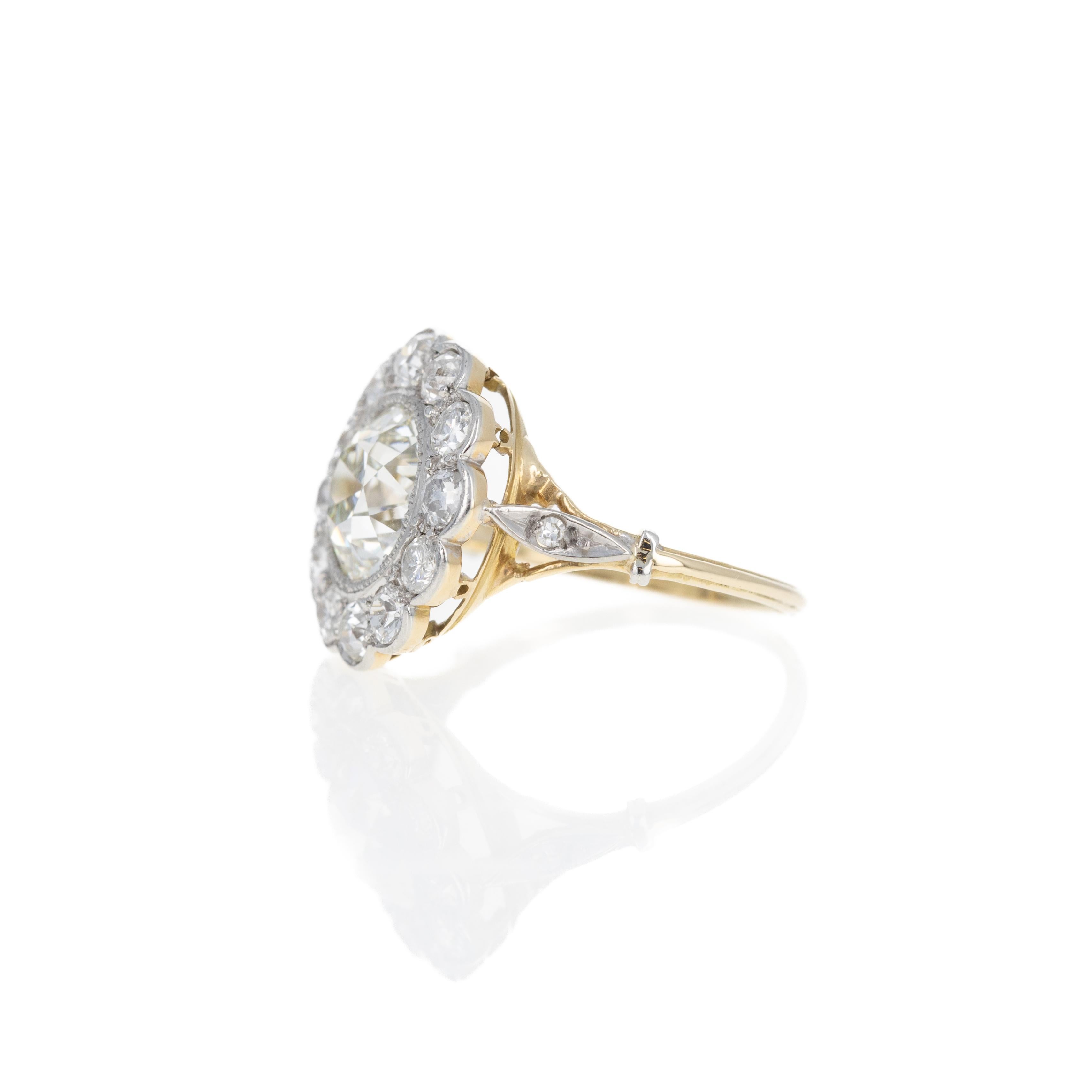 Bague édouardienne en grappe de diamants européens anciens de 2,13 carats Pour femmes en vente