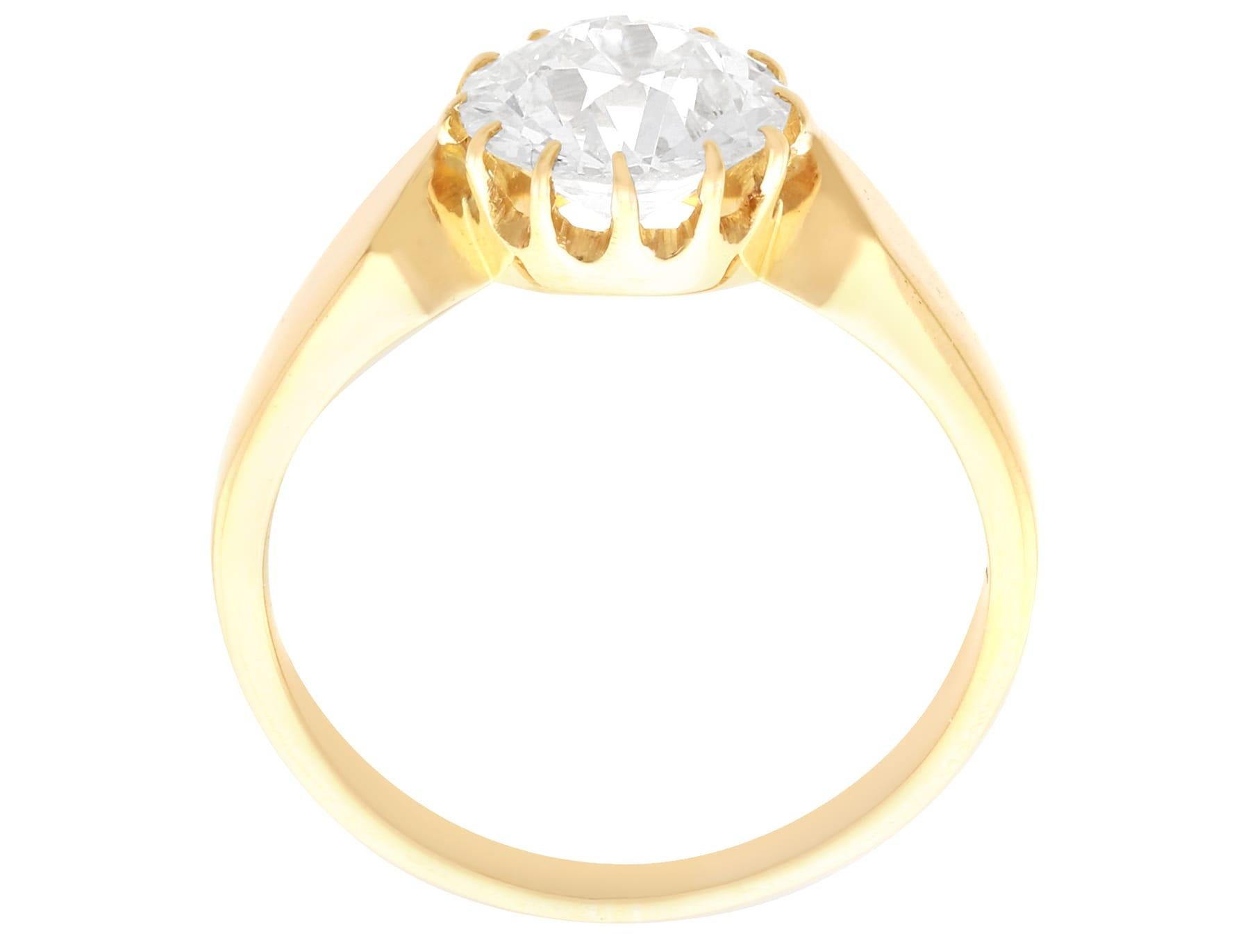 Women's or Men's Edwardian 2.16 carat Diamond and 18k Yellow Gold Solitaire Ring For Sale