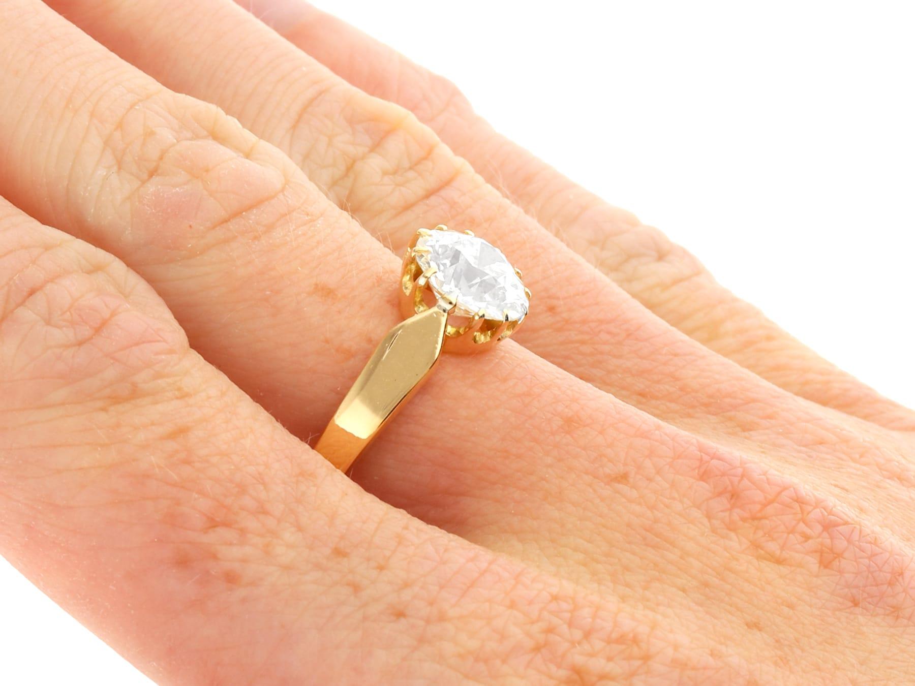 Edwardian 2.16 carat Diamond and 18k Yellow Gold Solitaire Ring For Sale 4