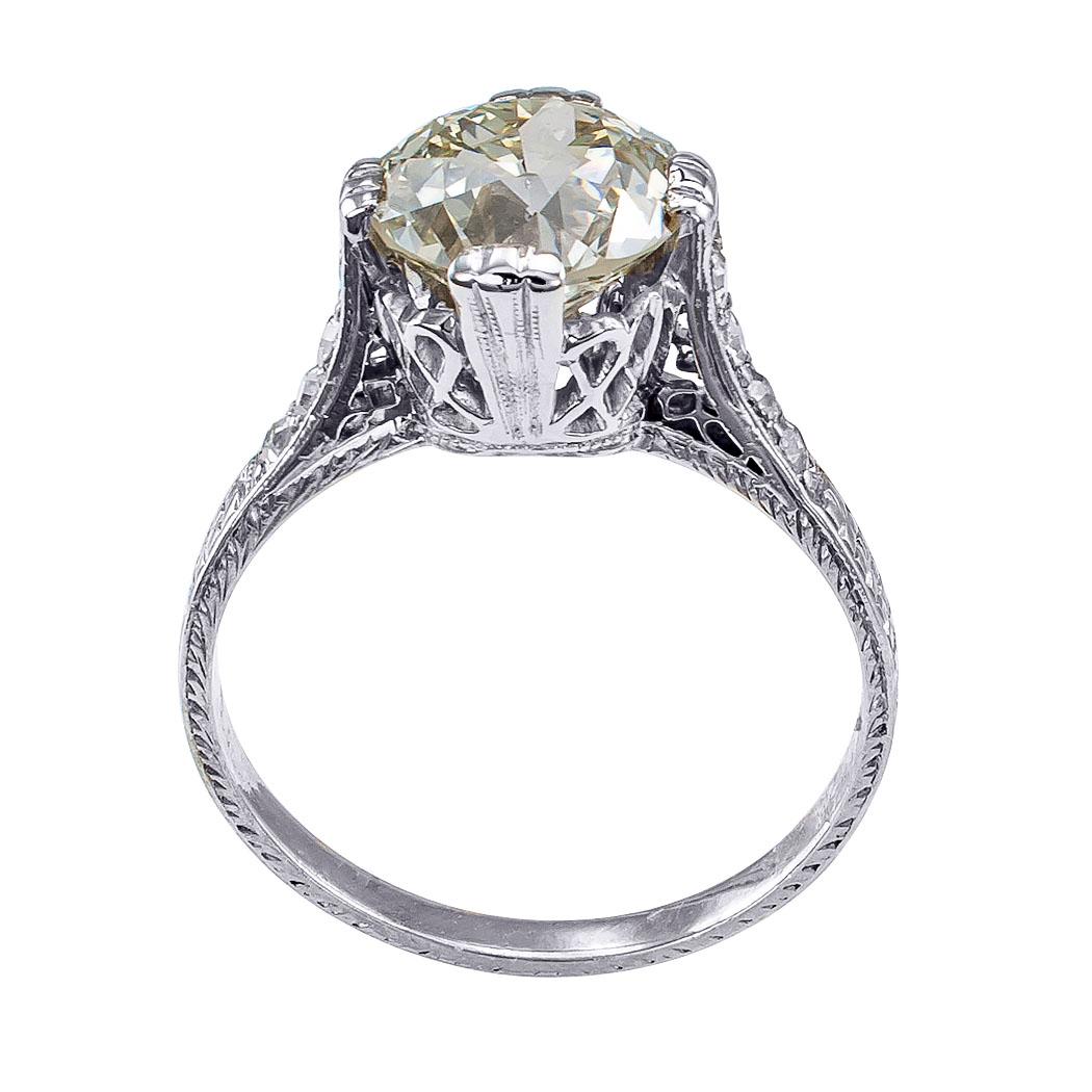 Edwardian 2.21 Carat Old European Cut Diamond Platinum Engagement Ring In Good Condition In Los Angeles, CA
