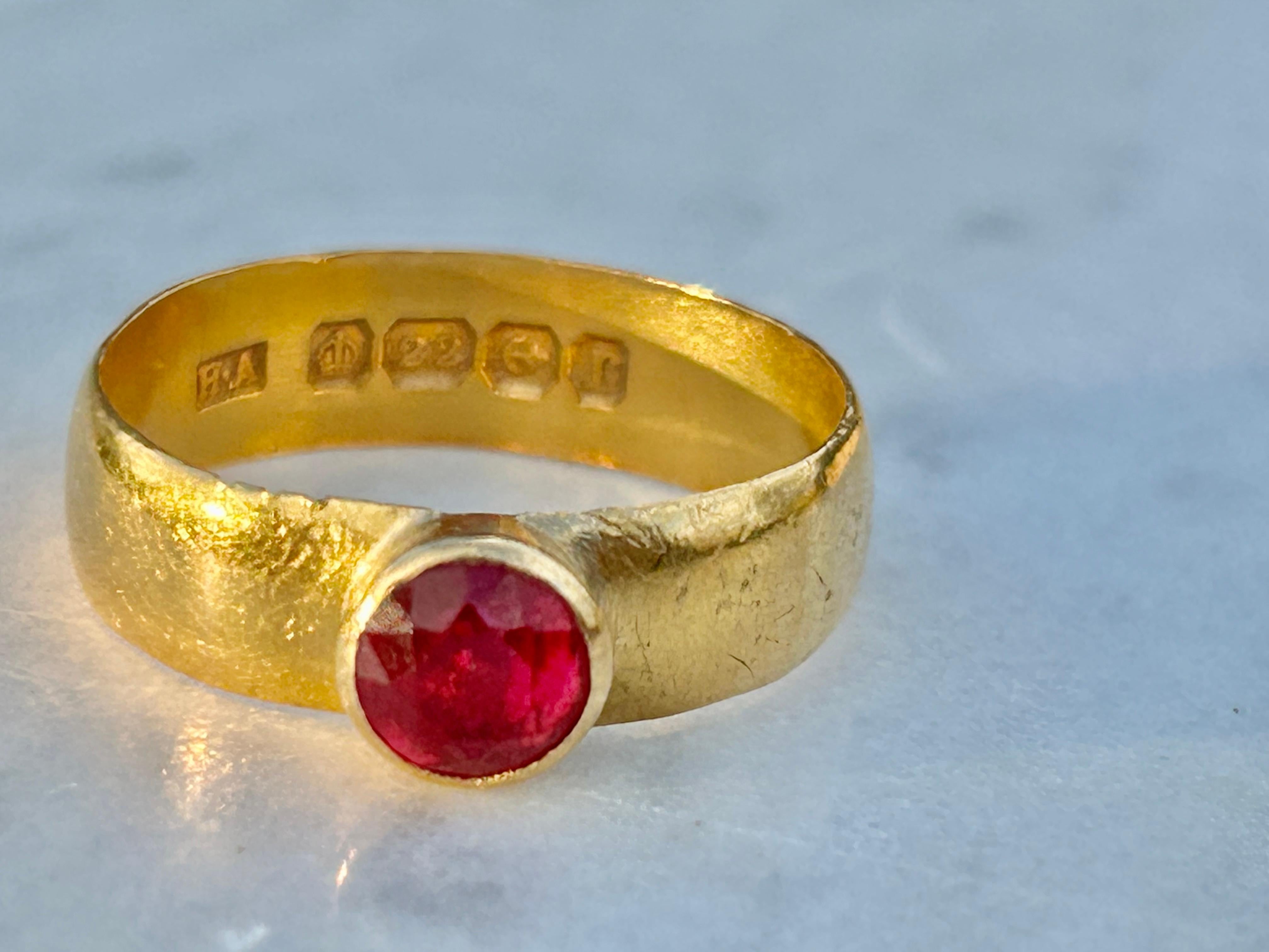 Edwardian 22k Round Ruby Ring Harry Atkins 1916 Birmingham. Size 7.25 In Good Condition For Sale In Joelton, TN