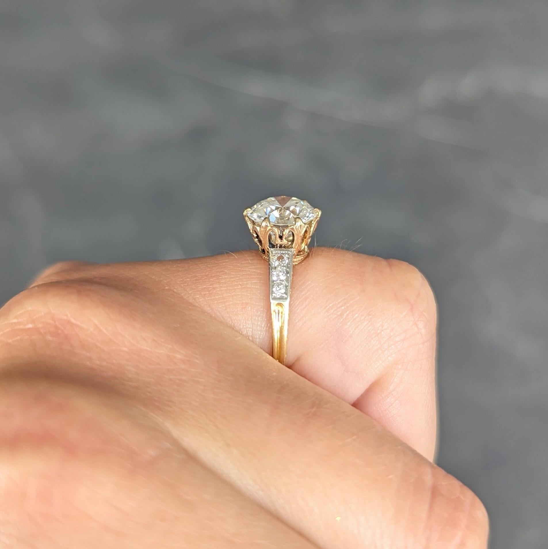 Anillo de compromiso Edwardian 2.40 CTW Euro Diamond Platinum 18 Karat Gold Antique en venta 3