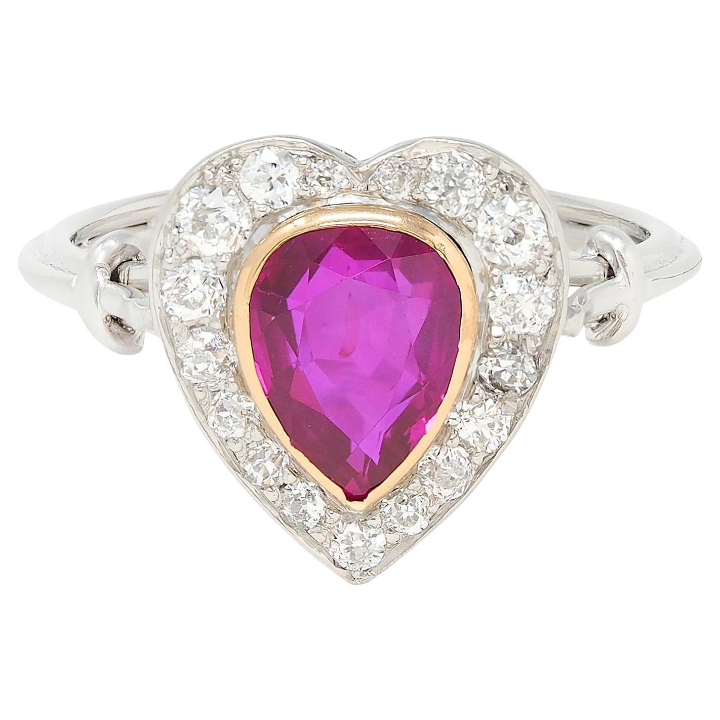 Edwardian 2.50 CTW No Heat Burma Ruby Diamond 14K Gold Heart Antique Halo Ring en venta