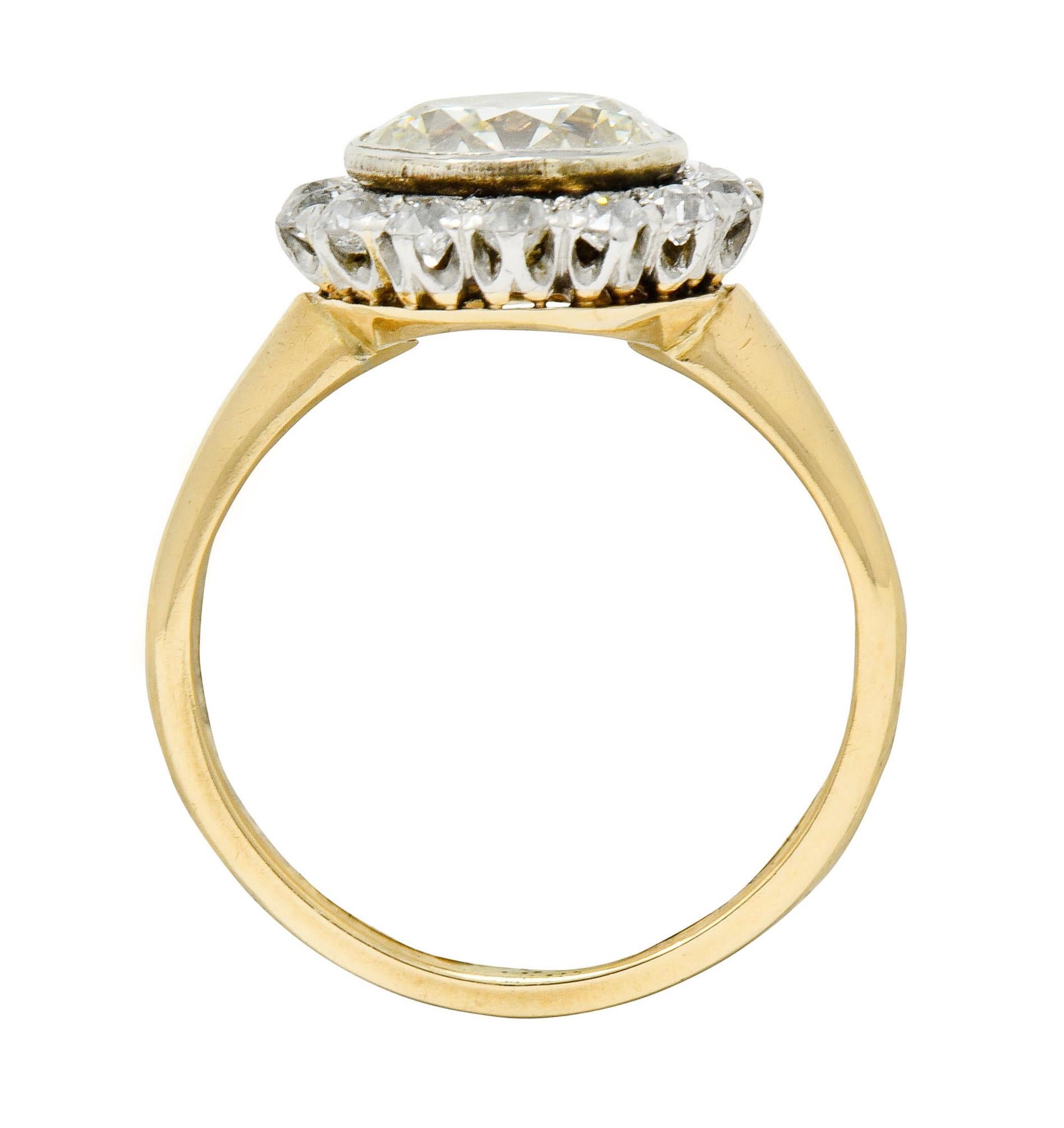 Edwardian 2.61 Carat Diamond Platinum 14 Karat Gold Cluster Engagement Ring GIA In Excellent Condition In Philadelphia, PA