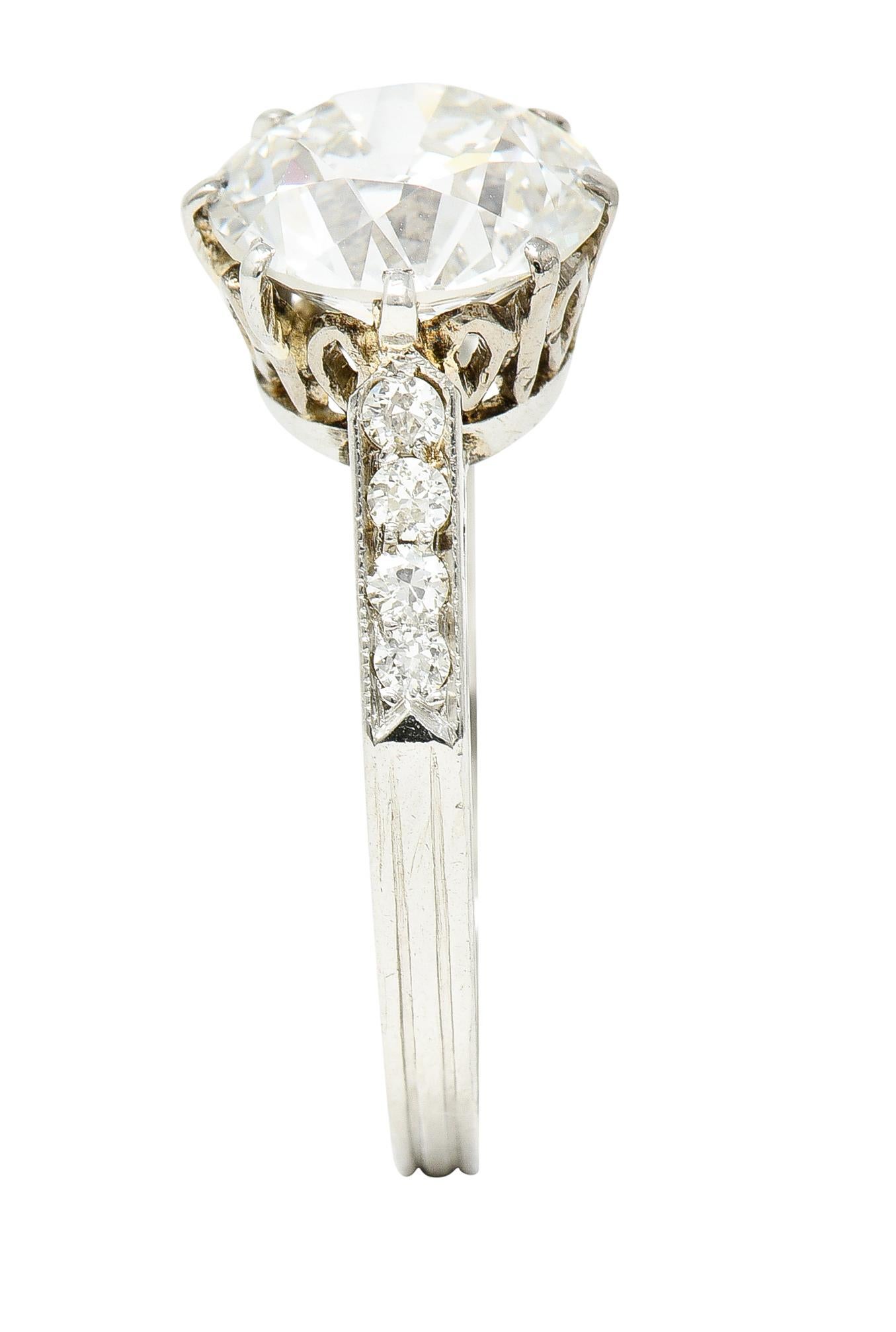 Antiker edwardianischer Verlobungsring aus Platin mit 2,68 Karat Diamant, GIA im Angebot 3
