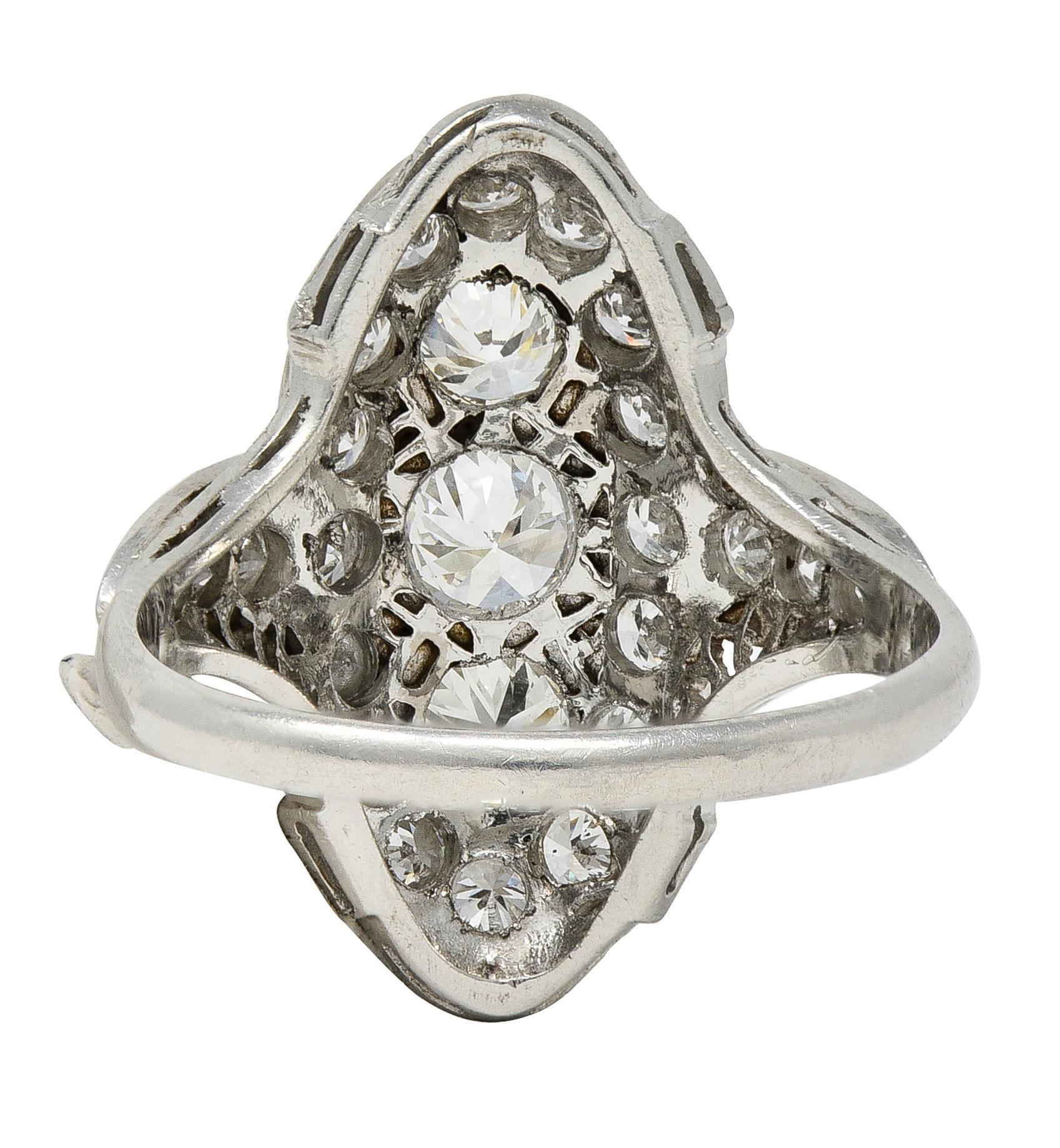 Edwardian 2,68 CTW Diamant Platin Antik Scrolling Navette Abendessen Ring Damen im Angebot
