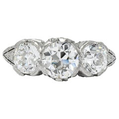 Edwardian 2.70 Carat Old European Diamond Platinum Three-Stone Ring