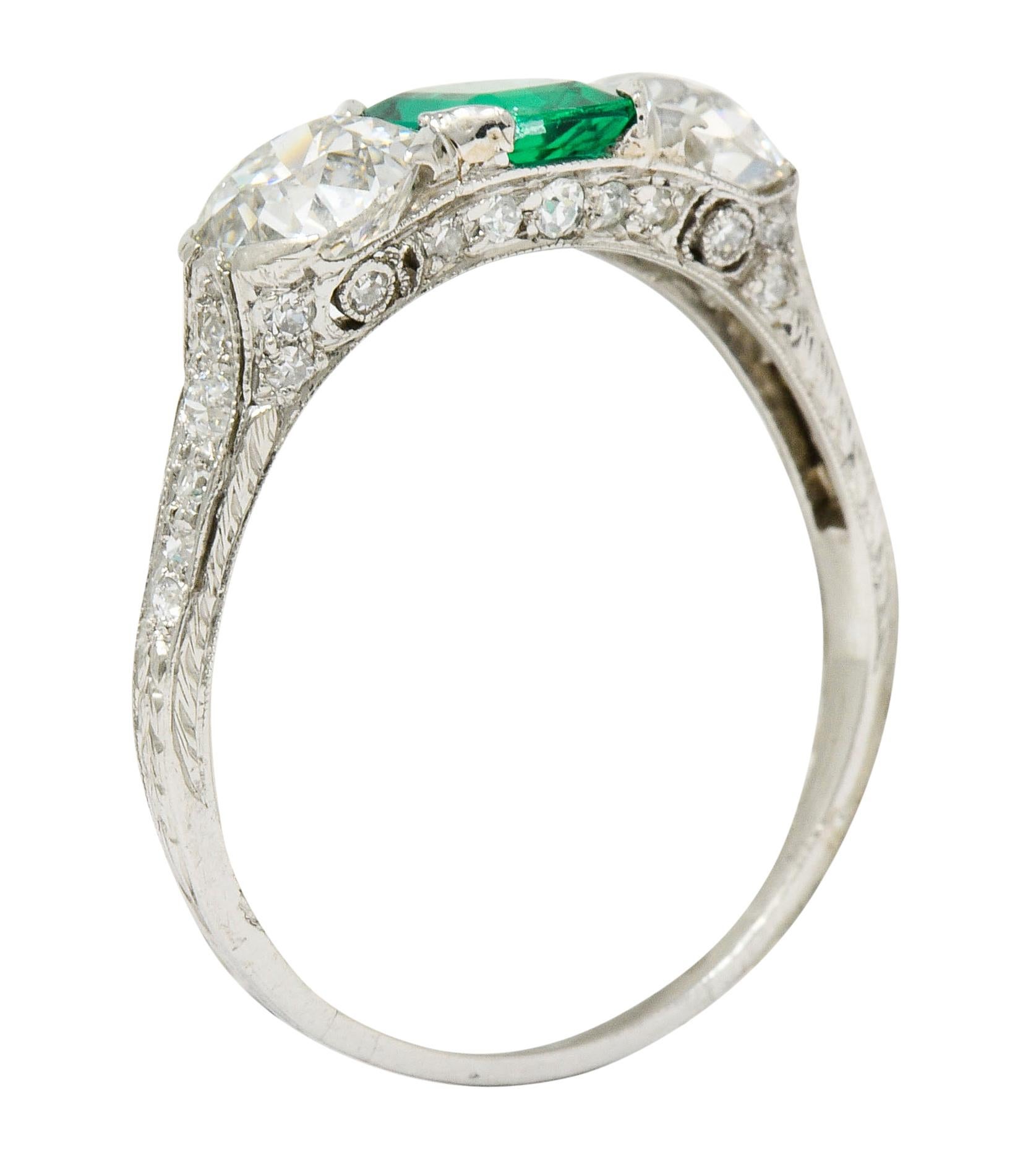 Edwardian 2.71 Carat Emerald Diamond Platinum Three-Stone Ring, circa 1915 3