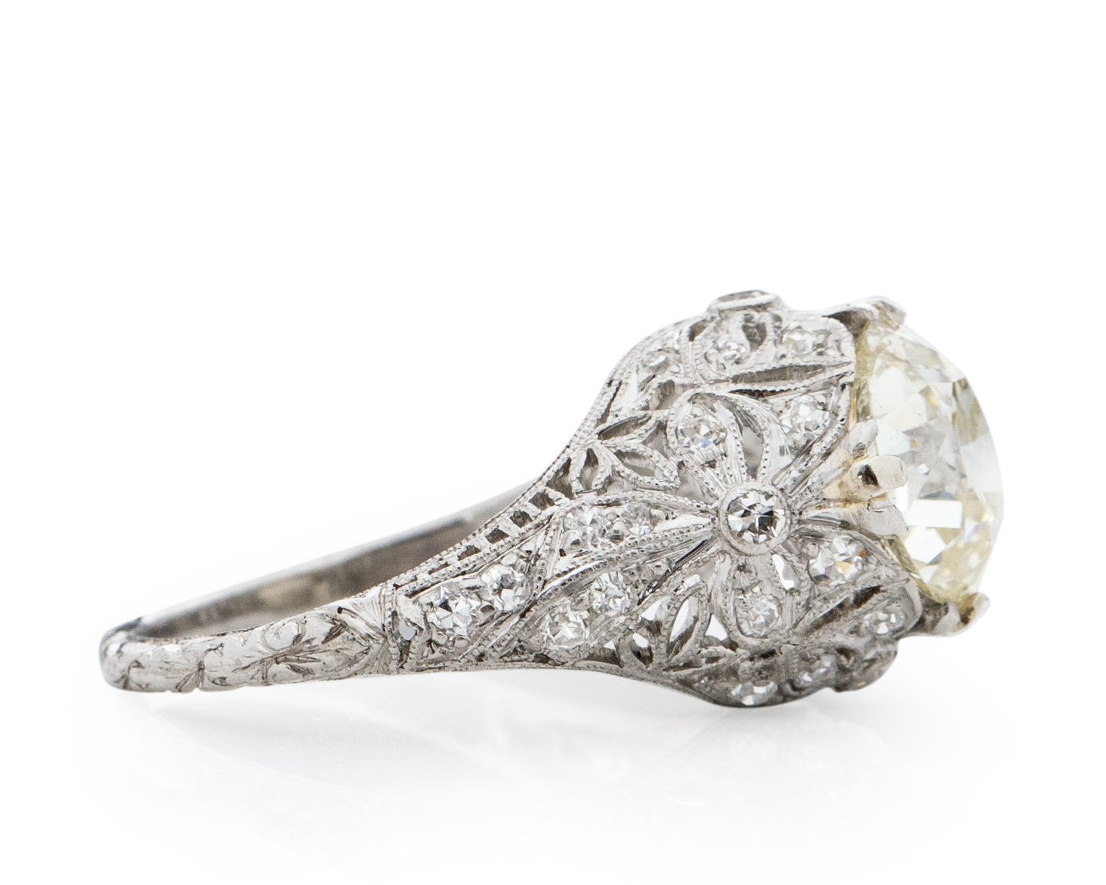 Edwardian 2.89 Carat GIA Diamond Platinum Engagement Ring with Carved Bow Motif In Good Condition In Addison, TX