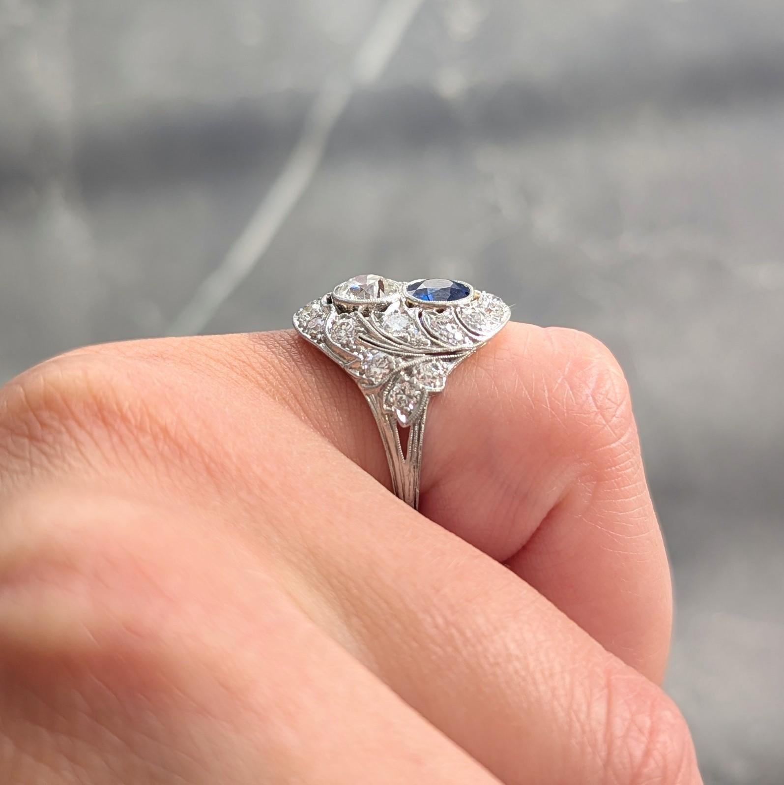 Edwardian 2.93 CTW Sapphire Diamond Platinum Antique Feather Toi-Et-Moi Ring For Sale 7