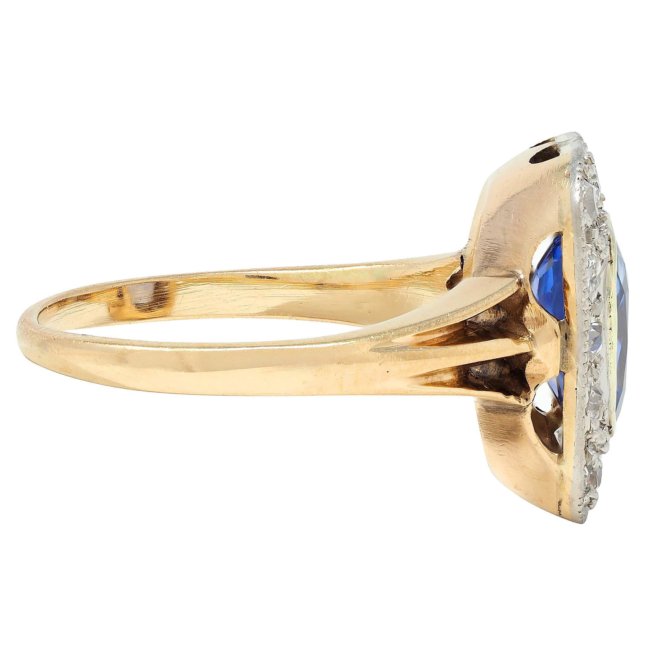 Édouardien Bague halo édouardienne ancienne en or 14 carats, platine, diamants et saphir 2,98 carats en vente
