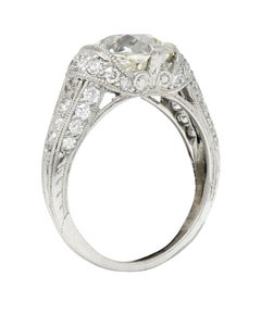 Edwardian 3.00 Carats Diamond Platinum Scrolled Engagement Ring