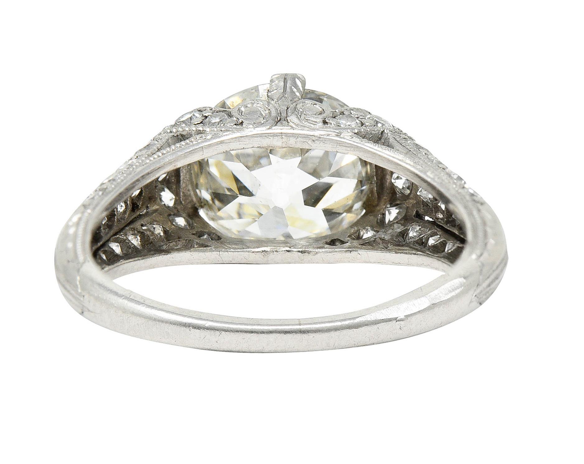 Women's or Men's Edwardian 3.00 Carats Diamond Platinum Scrolled Engagement Ring