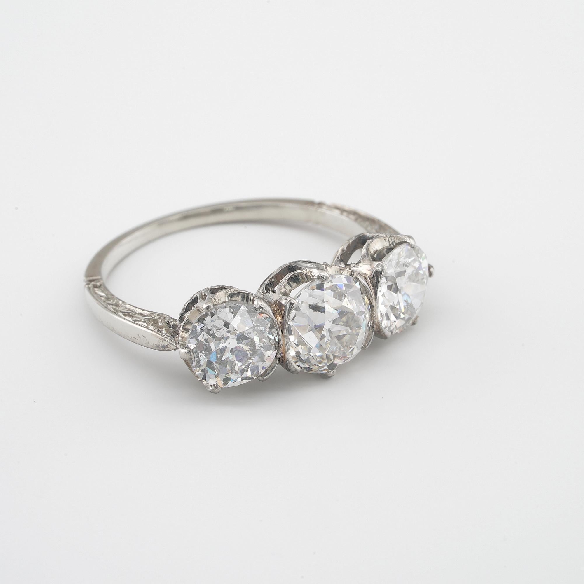 Old European Cut Edwardian 3.02 Ct Old Cut Diamond Three Stone ring  For Sale