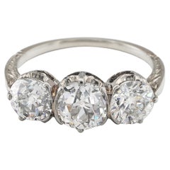 Vintage Edwardian 3.02 Ct Old Cut Diamond Three Stone ring 