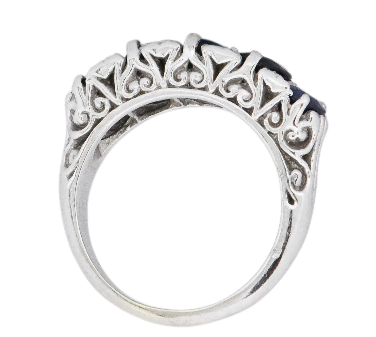 Women's or Men's Edwardian 3.05 Carat Sapphire Diamond 14 Karat White Gold Anniversary Ring