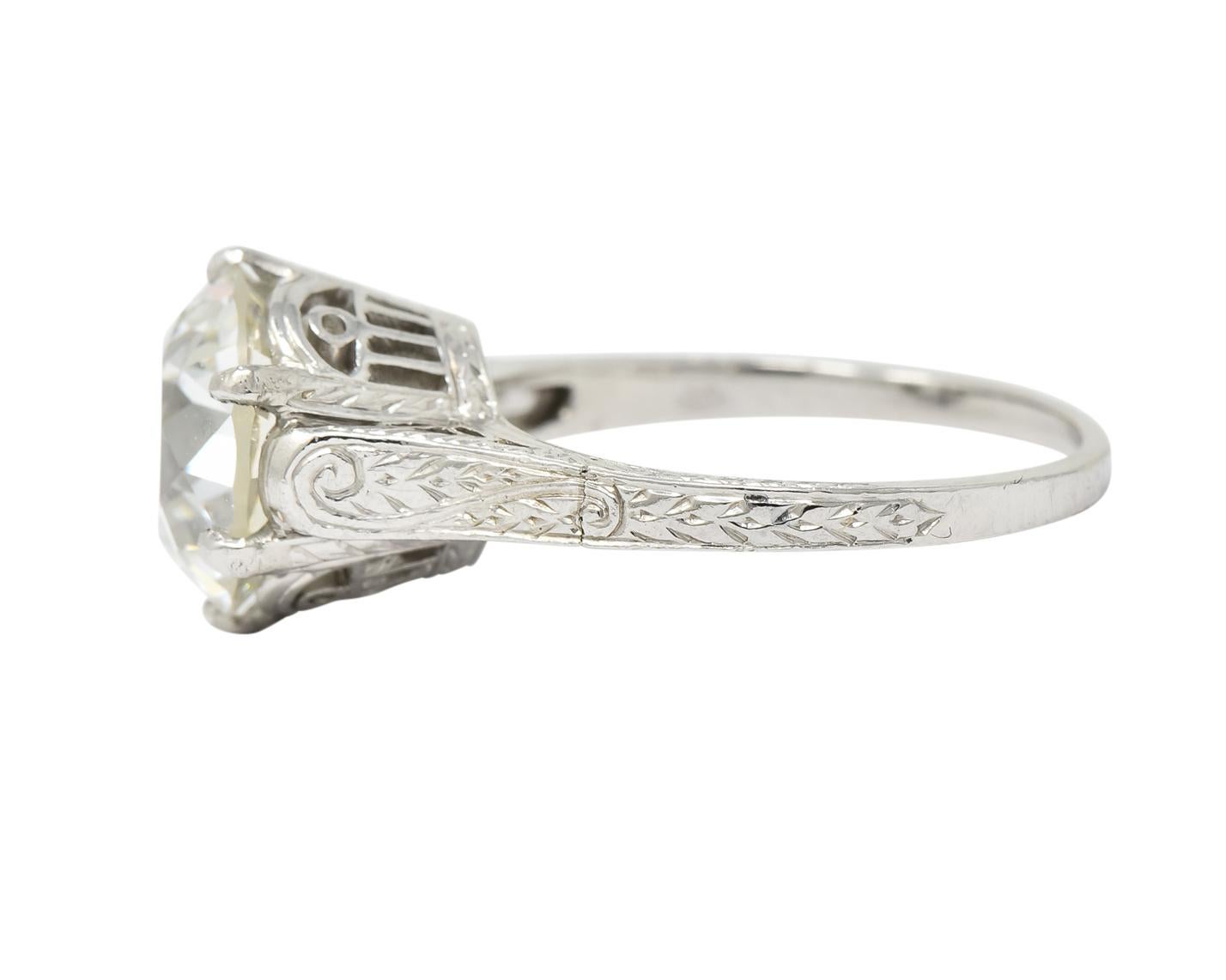 Women's or Men's Edwardian 3.14 Carat circa 1915 Diamond Platinum Solitaire Engagement Ring GIA