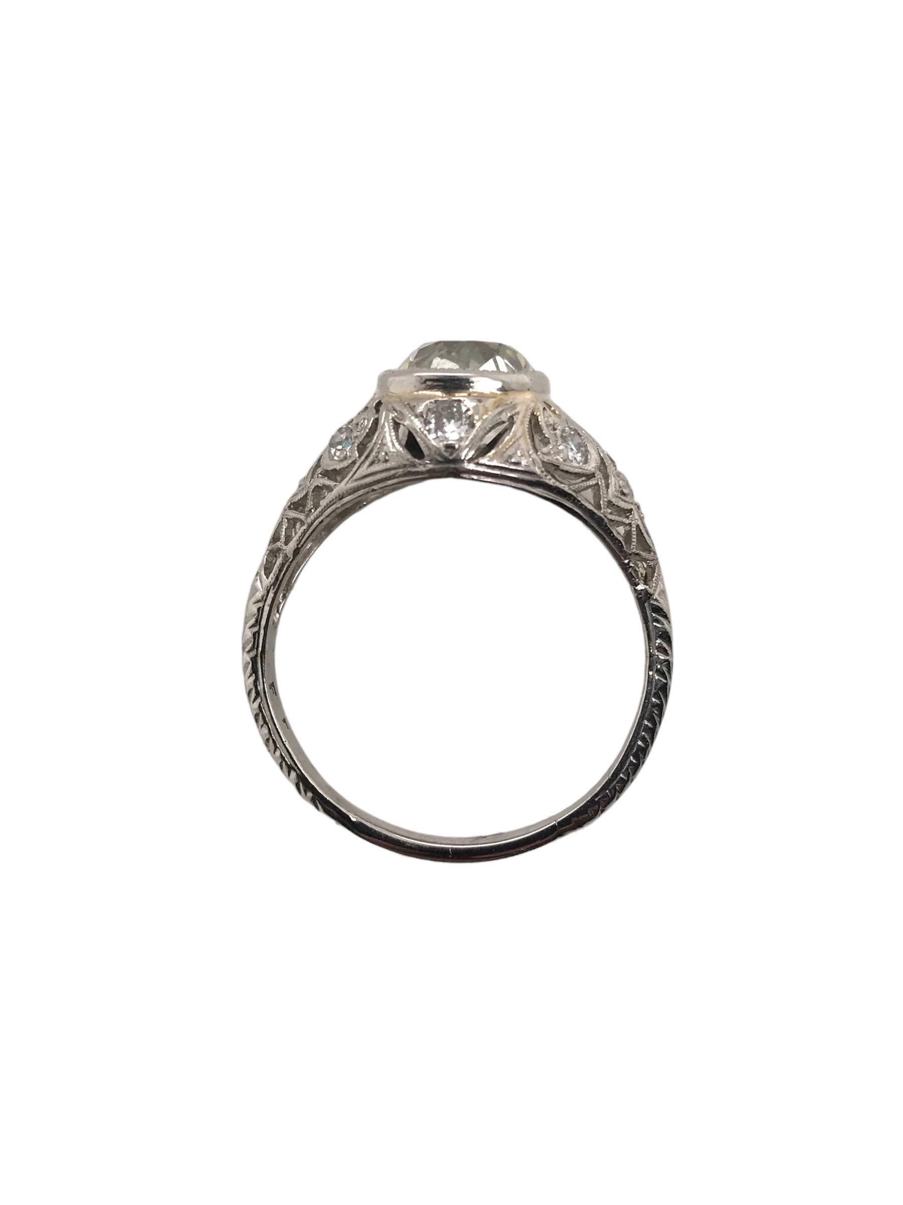 Verlobungsring aus Platin mit 3,15 Karat Old Mine Cut im edwardianischen Minenschliff (Alteuropäischer Brillantschliff)