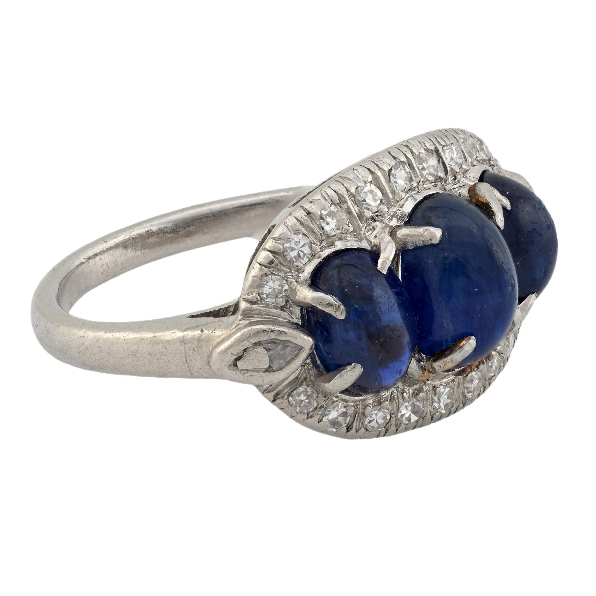 Cabochon Edwardian 3.20 carat cabochon cut sapphire diamond platinum 3 stone ring For Sale