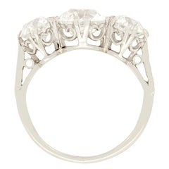 Edwardian 3.50ct Diamond Three Stone Ring, c.1915