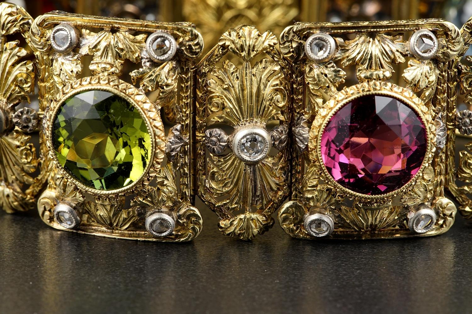 Taille ronde Bracelet édouardien en diamants multi-pierres non traités de 36,0 carats en vente