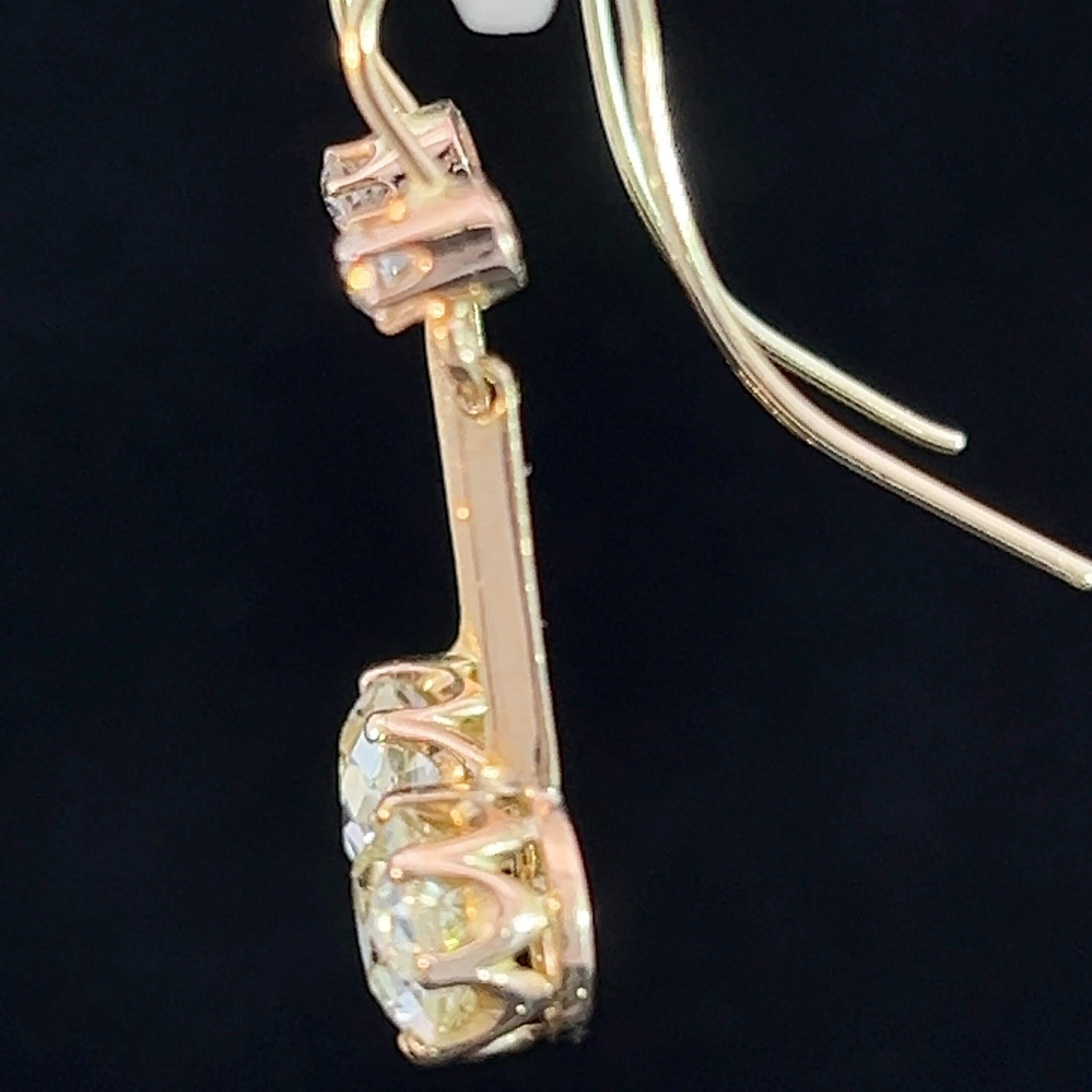 Edwardianische 3,80 Karat Diamant-Tropfen-Ohrringe Circa 1900-10 im Angebot 1