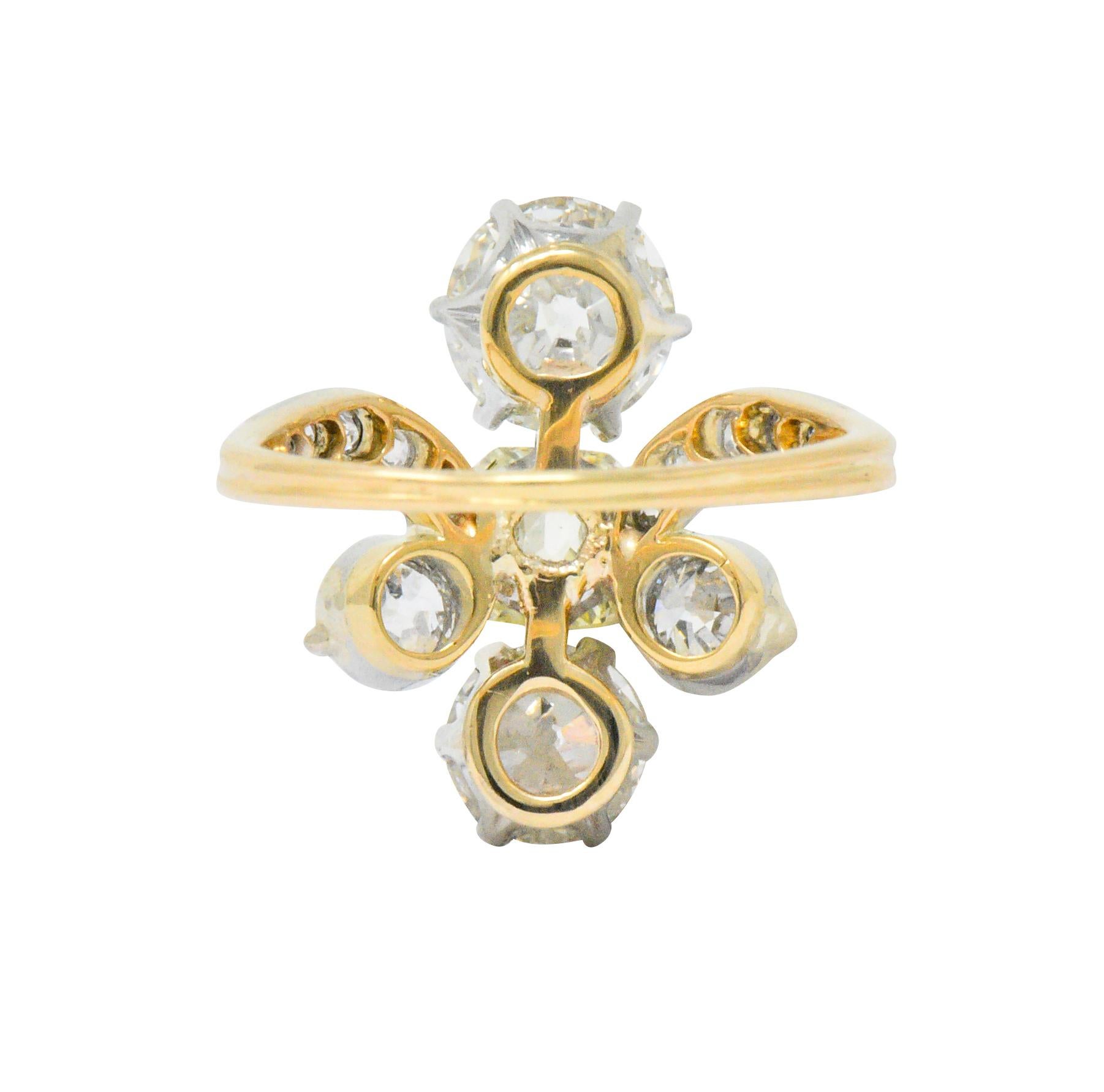 Edwardian 3.95 Carat Diamond Yellow Diamond Platinum-Topped 18 Karat Gold Ring 2