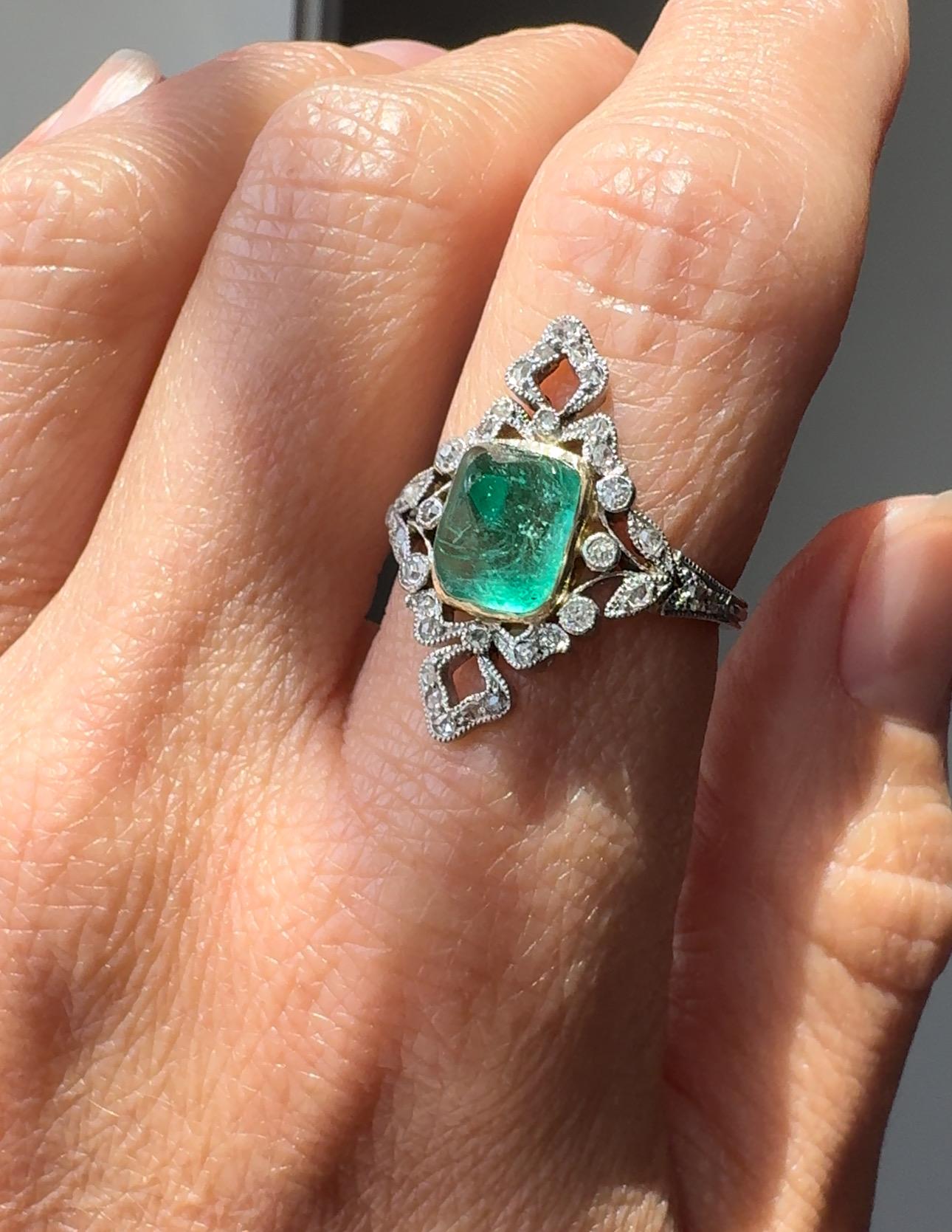 Anillo eduardiano de esmeralda colombiana de 4 quilates y diamante talla rosa - GIA en venta 2