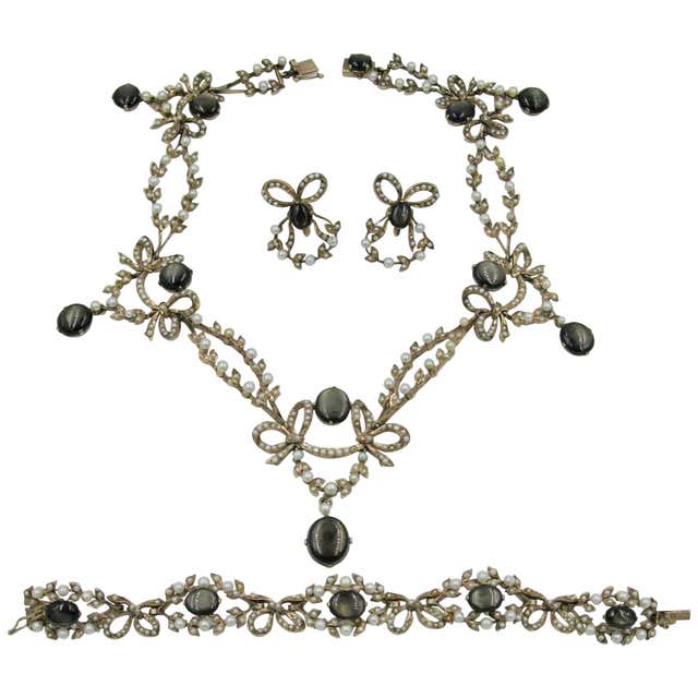 Dangle Earrings on Sale at 1stDibs | gold dangle earrings, unique ...