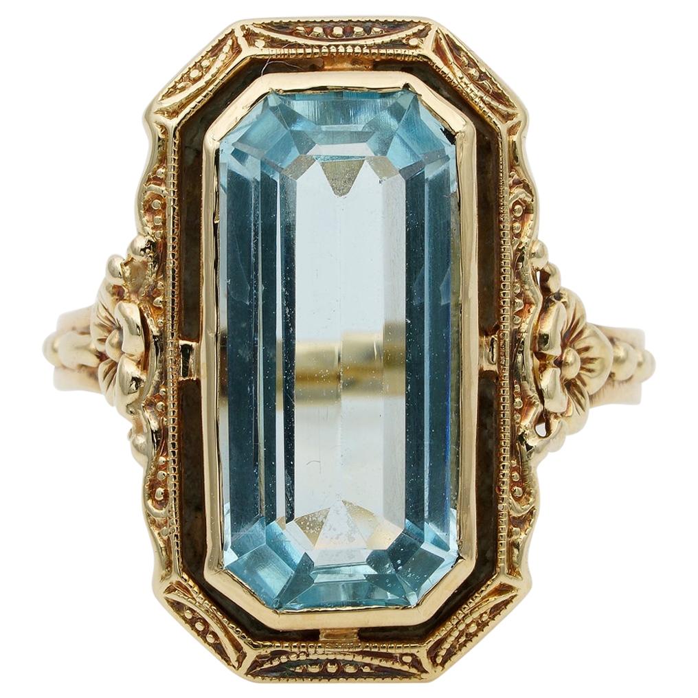 Edwardian 4.50 Carat Natural Untreated Emerald Cut Aquamarine Solitaire Ring For Sale