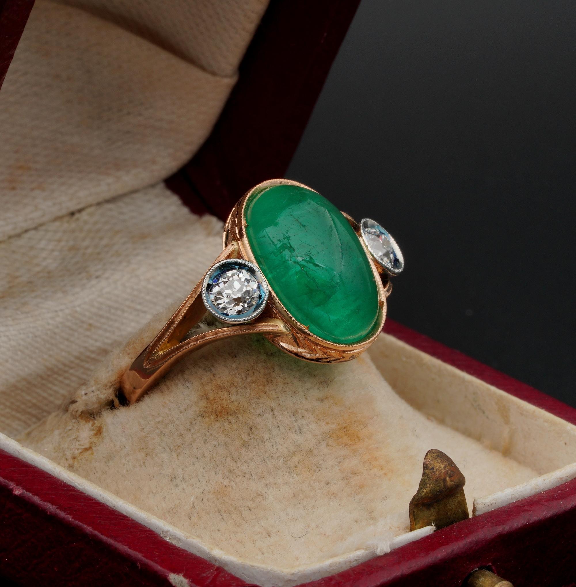 Edwardian 4.50 Carat Natural Emerald .60 Carat Diamond Three-Stone Ring In Good Condition In Napoli, IT