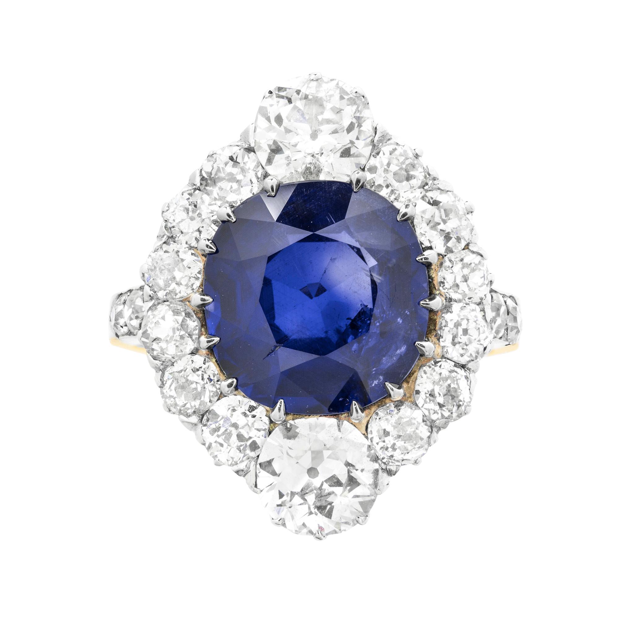 Edwardian 4.84 Carat Fine Burmese Sapphire Diamond Gold Cluster Ring In Excellent Condition For Sale In London, GB