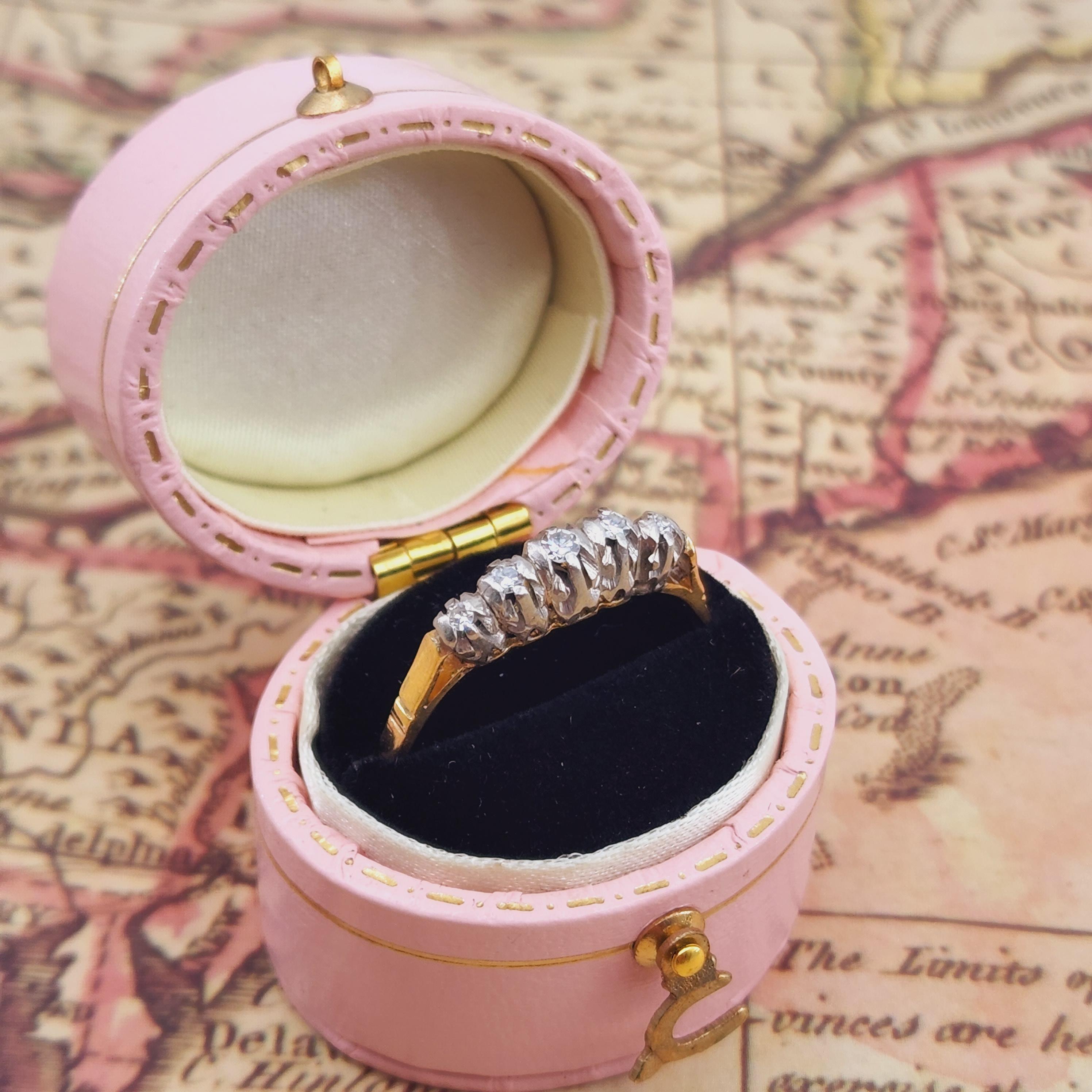 Single Cut Edwardian 5 Diamonds Ring in 18kt yellow Gold and Platinum For Sale