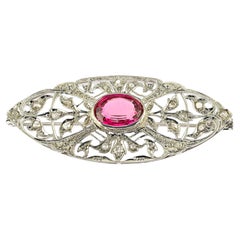 Broche édouardienne large 18 KT avec tourmaline rubellite naturelle de 5,10 carats et diamants