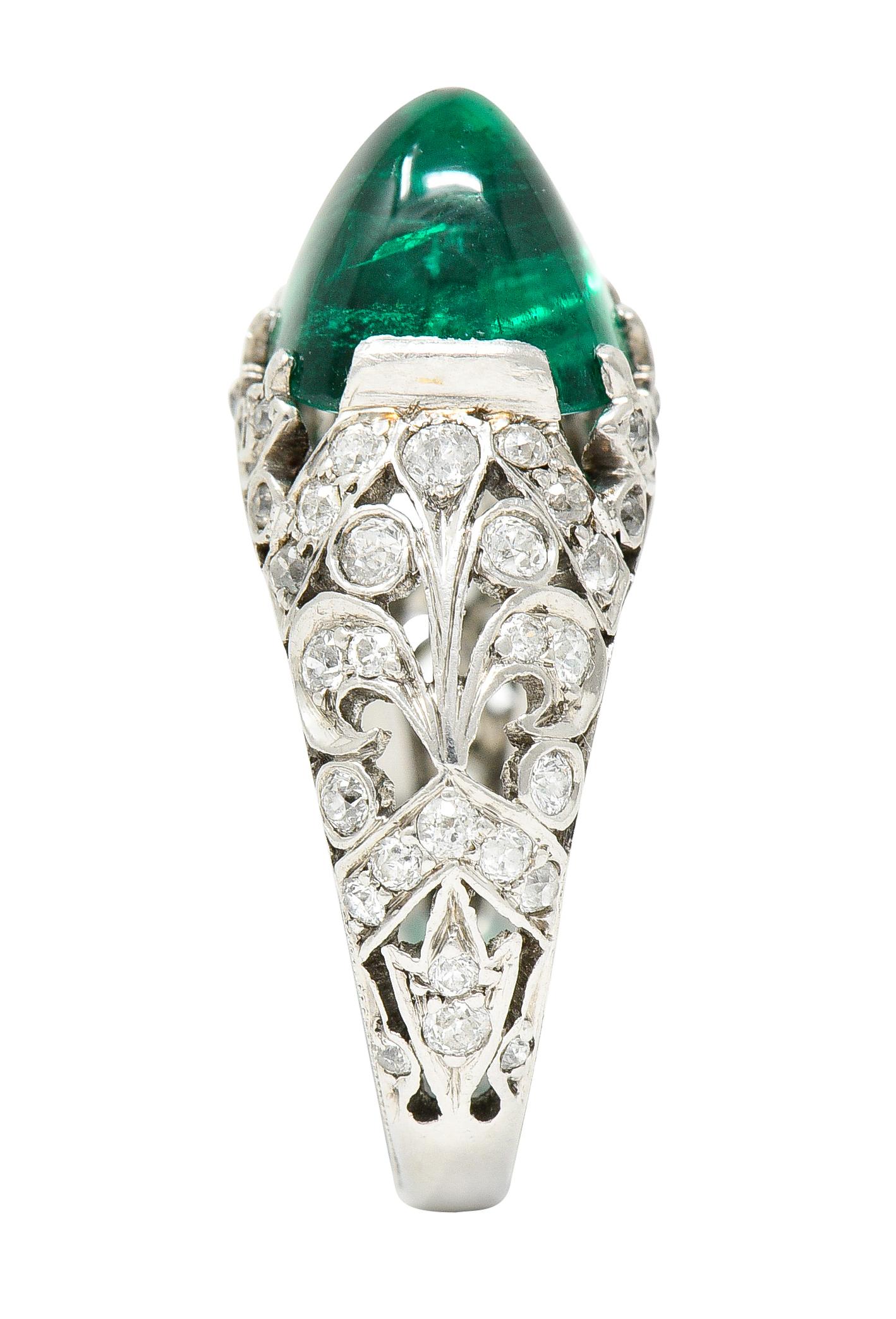 Edwardian 5.90 Carats Colombian Emerald Old European Cut Diamond Platinum Ring For Sale 4