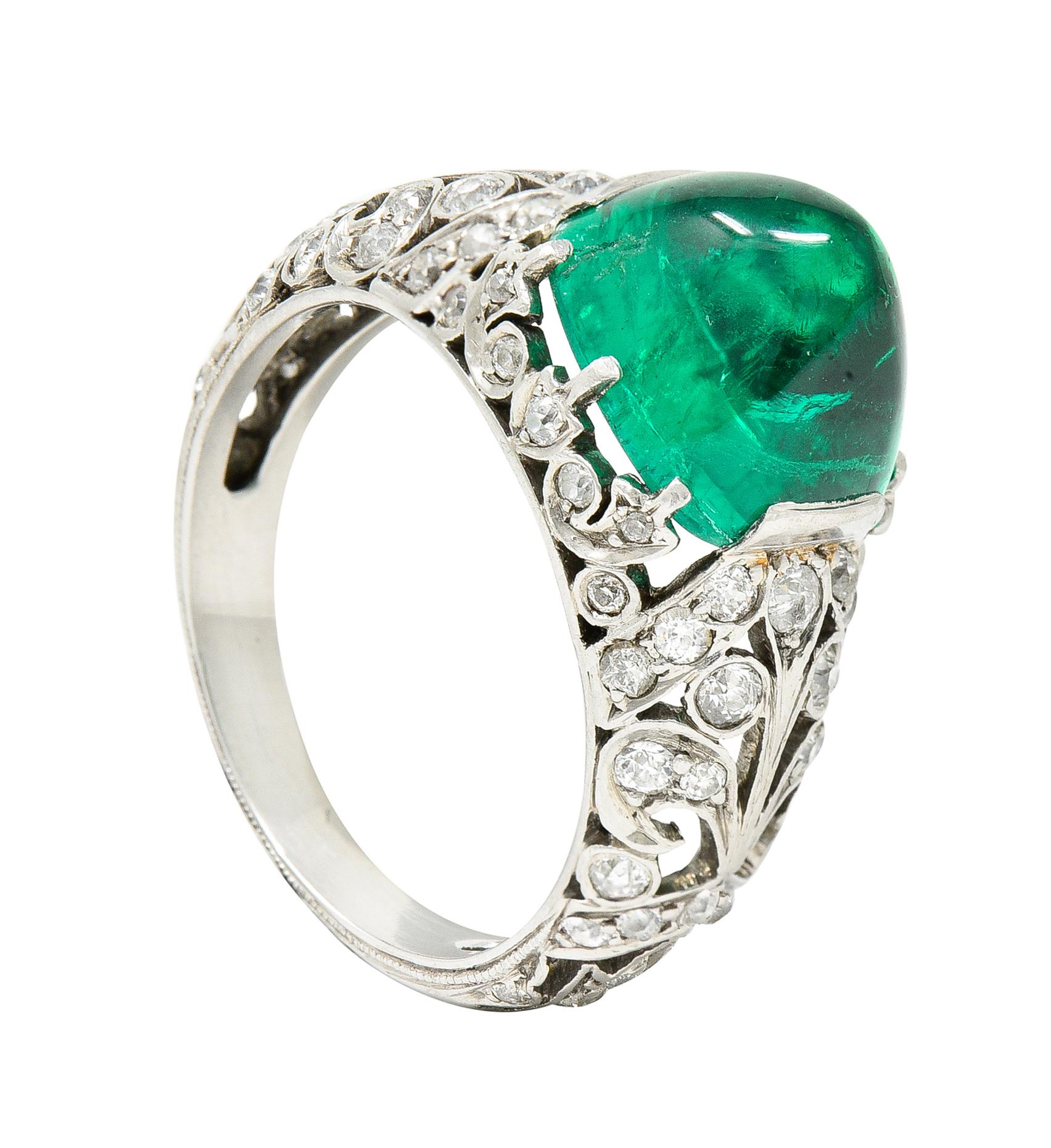 Edwardian 5.90 Carats Colombian Emerald Old European Cut Diamond Platinum Ring For Sale 5