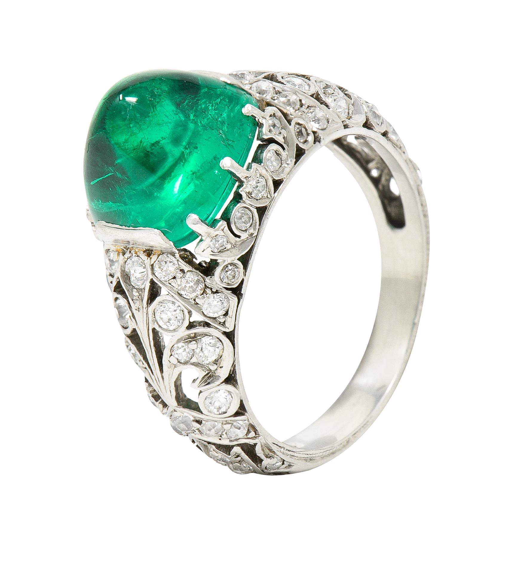 Edwardian 5.90 Carats Colombian Emerald Old European Cut Diamond Platinum Ring For Sale 2