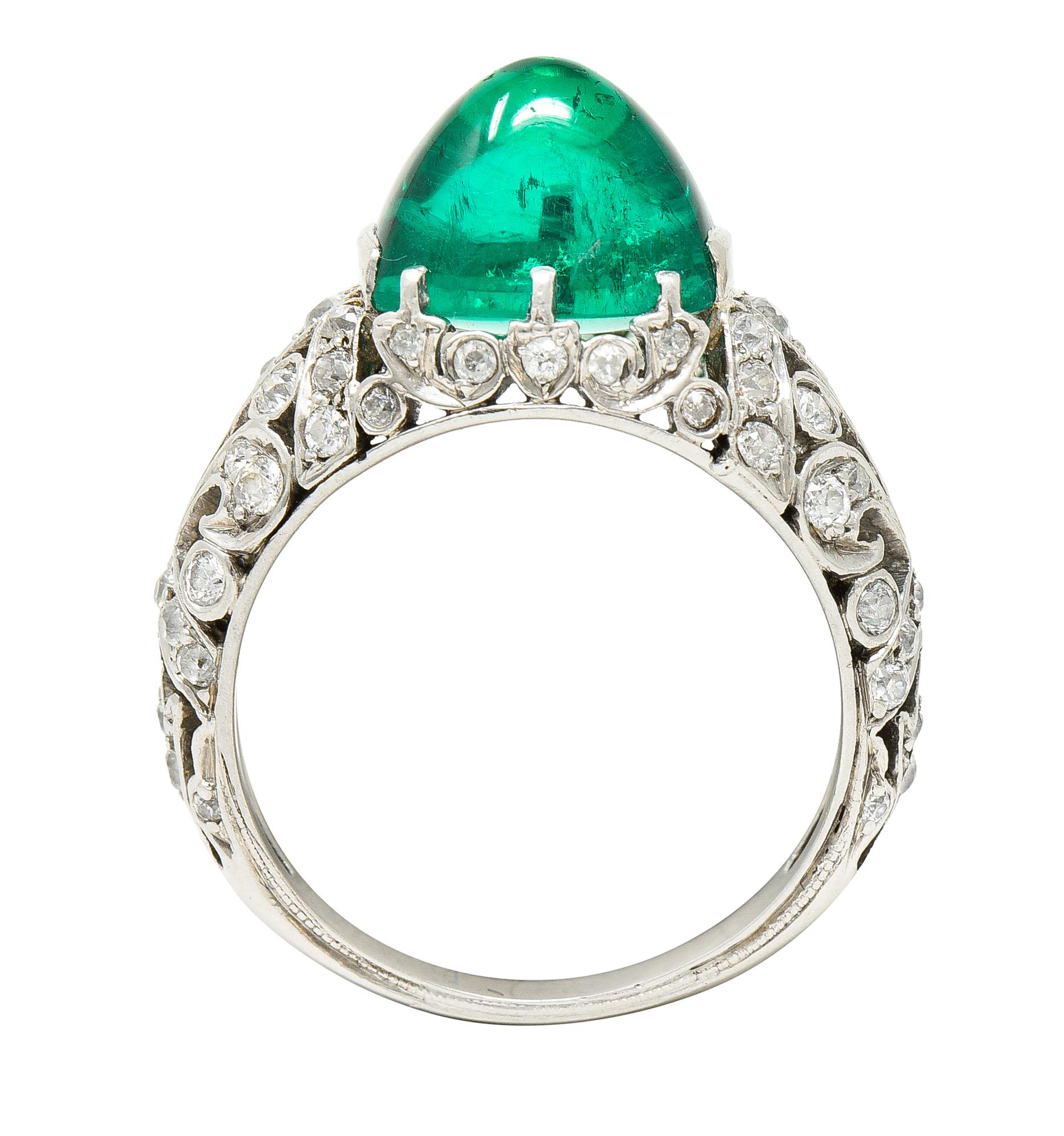 Edwardian 5.90 Carats Colombian Emerald Old European Cut Diamond Platinum Ring For Sale 3