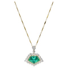 Edwardian 7.20 Carats Colombian Emerald Diamond Platinum 18 Karat Gold Necklace