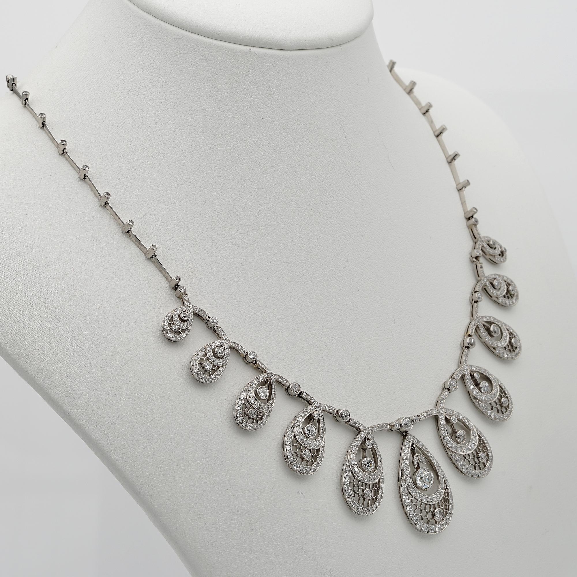 Women's Edwardian 8.50 Ct Diamond Drop Platinum Necklace For Sale