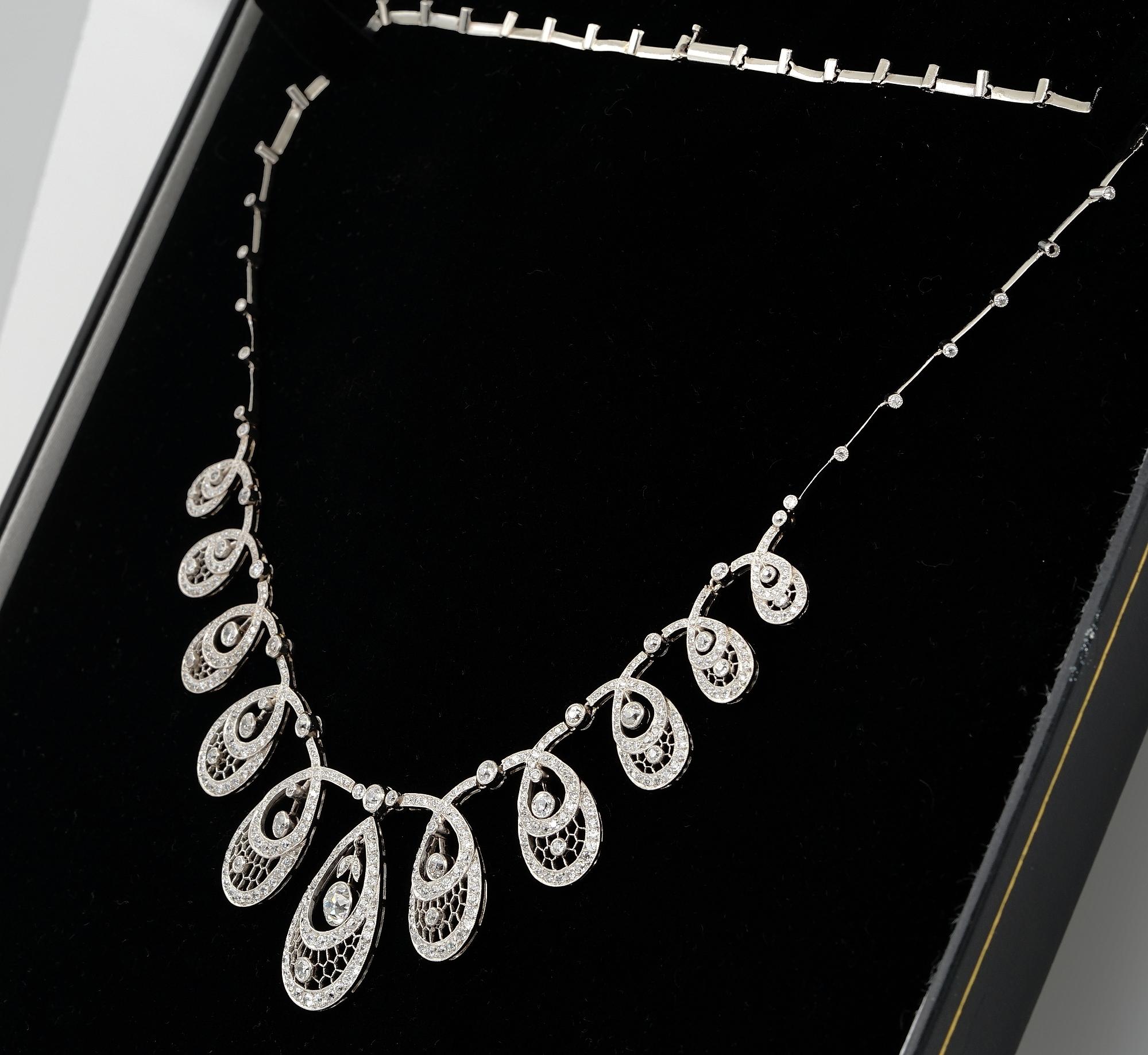 Edwardian 8.50 Ct Diamond Drop Platinum Necklace For Sale 3
